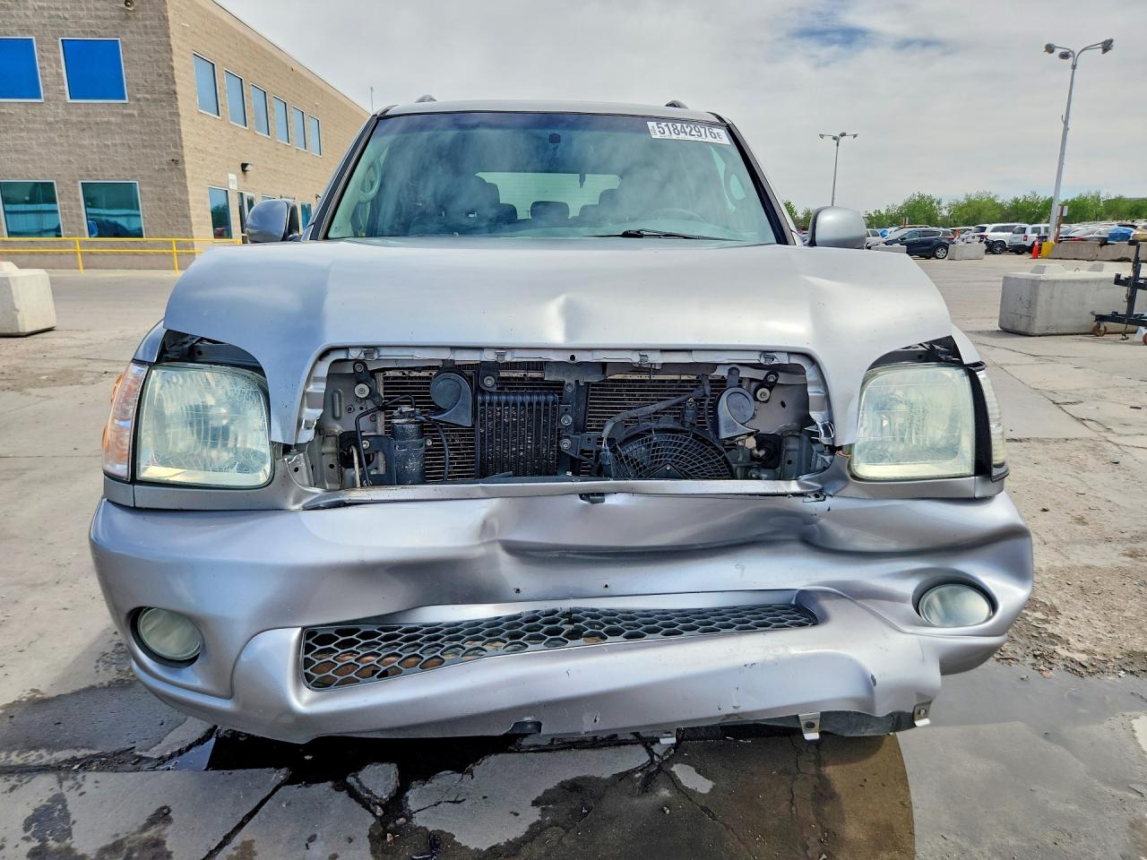 2004 TOYOTA SEQUOIA SR5 photo 13
