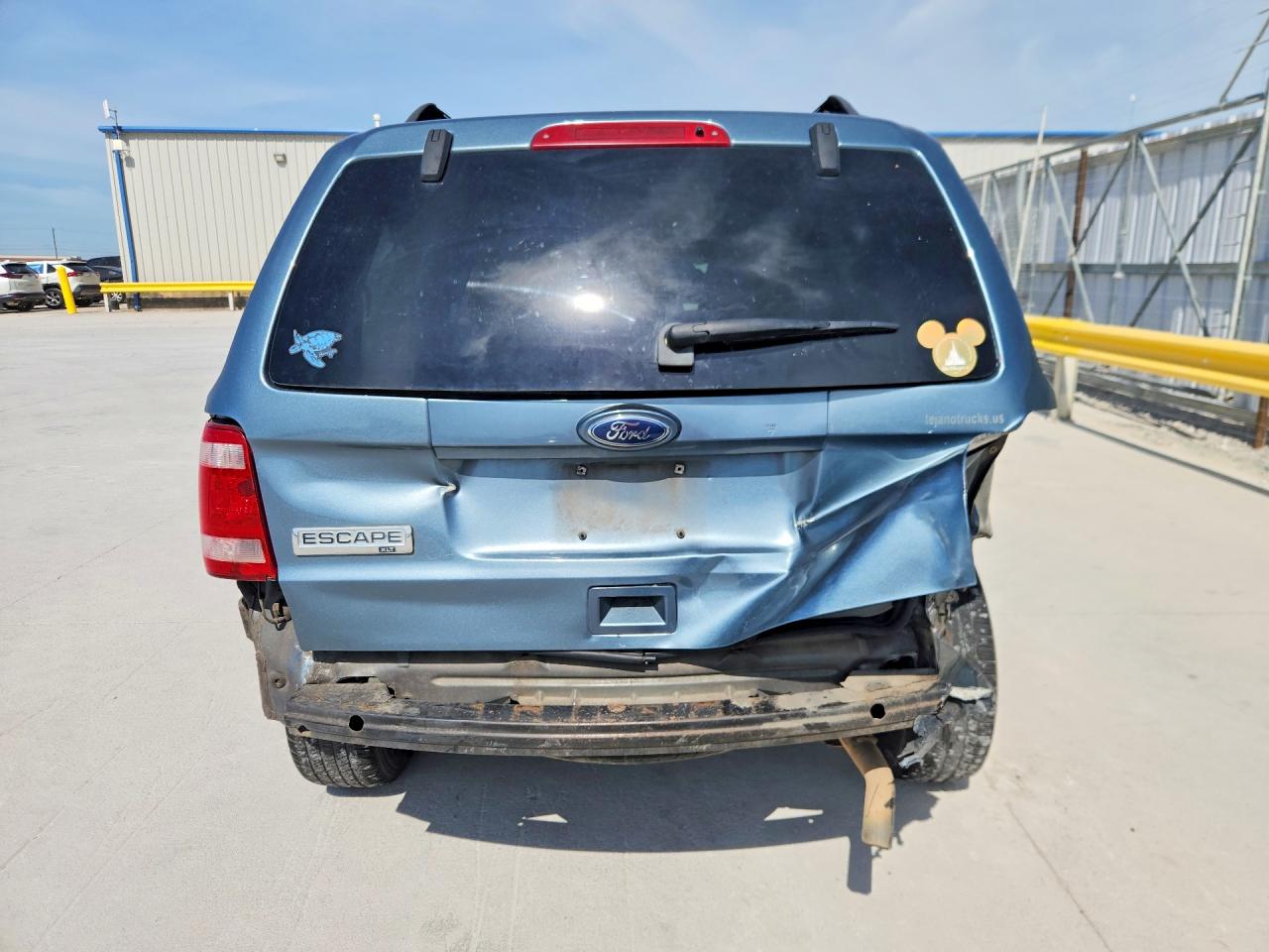 2010 FORD ESCAPE XLT photo 11