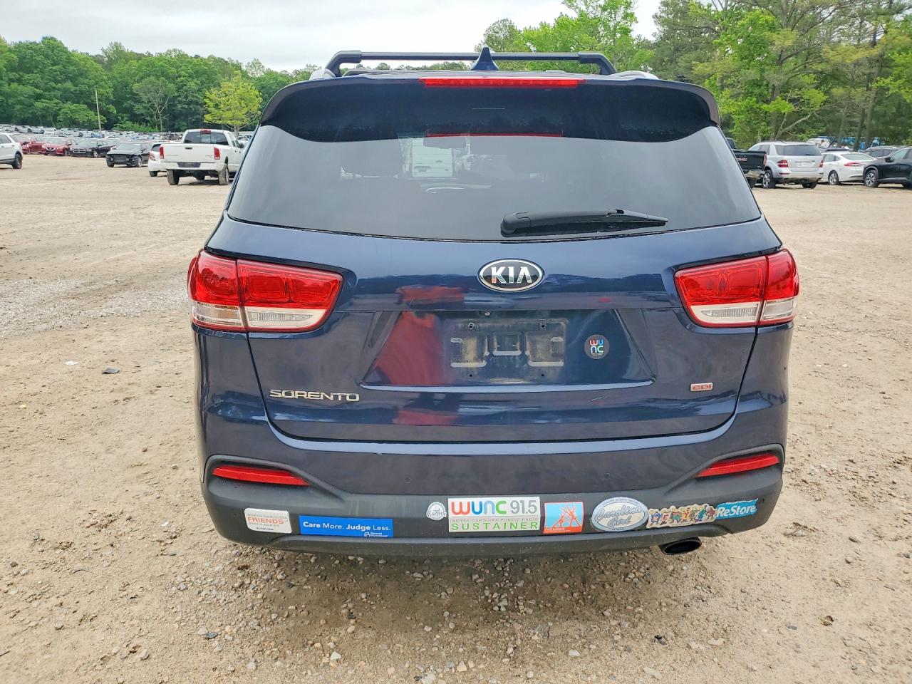 2016 KIA SORENTO LX photo 6