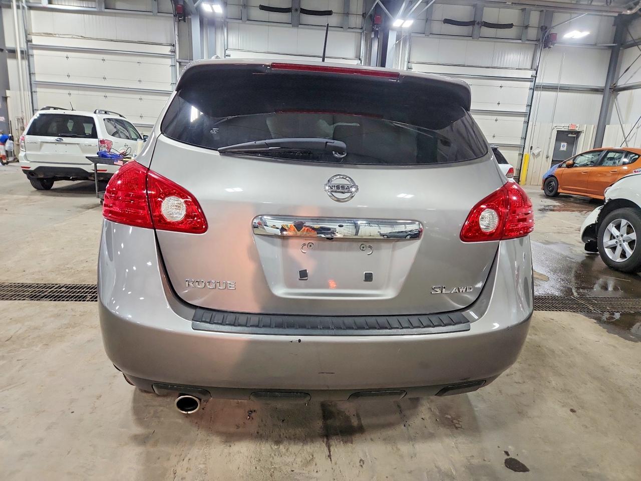 2013 NISSAN ROGUE S photo 6