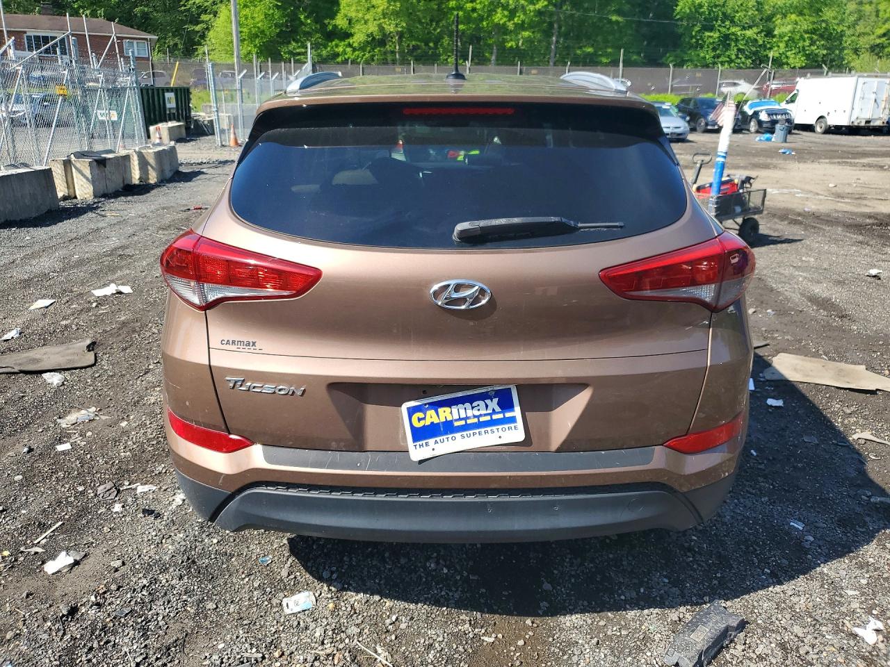 2016 HYUNDAI TUCSON SE photo 11