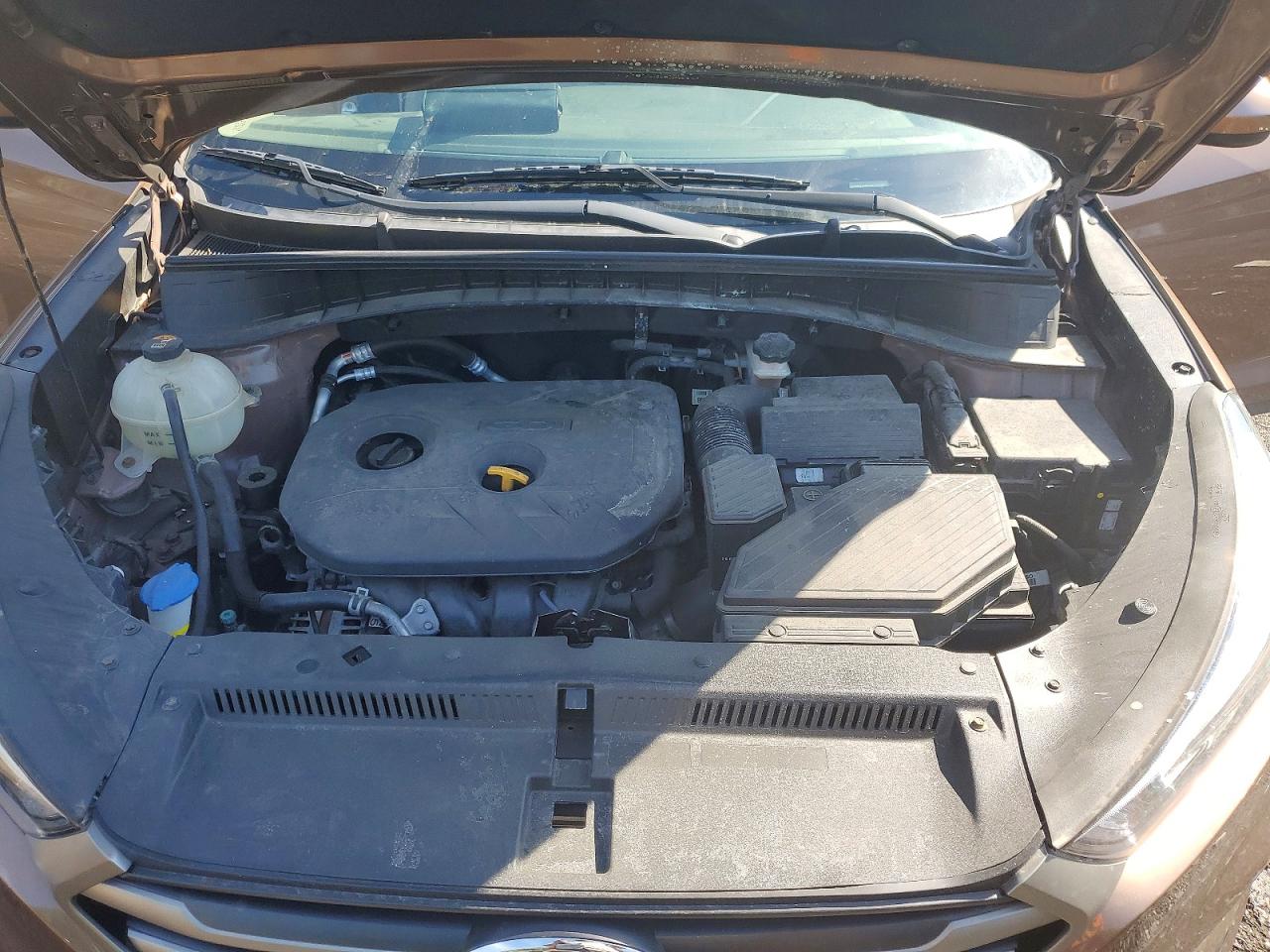 2016 HYUNDAI TUCSON SE photo 21