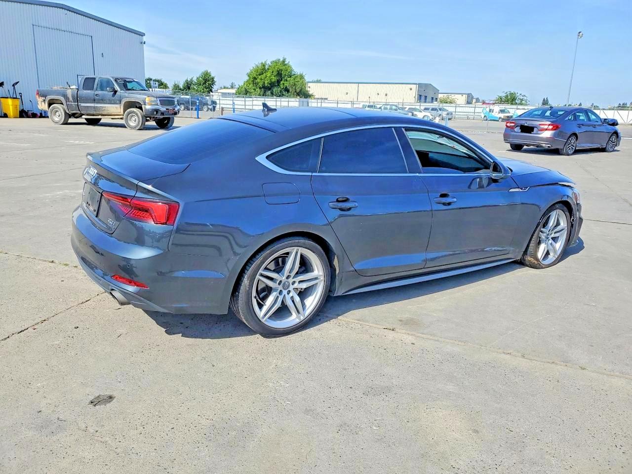 2018 AUDI A5 PREMIUM PLUS S-LINE photo 5