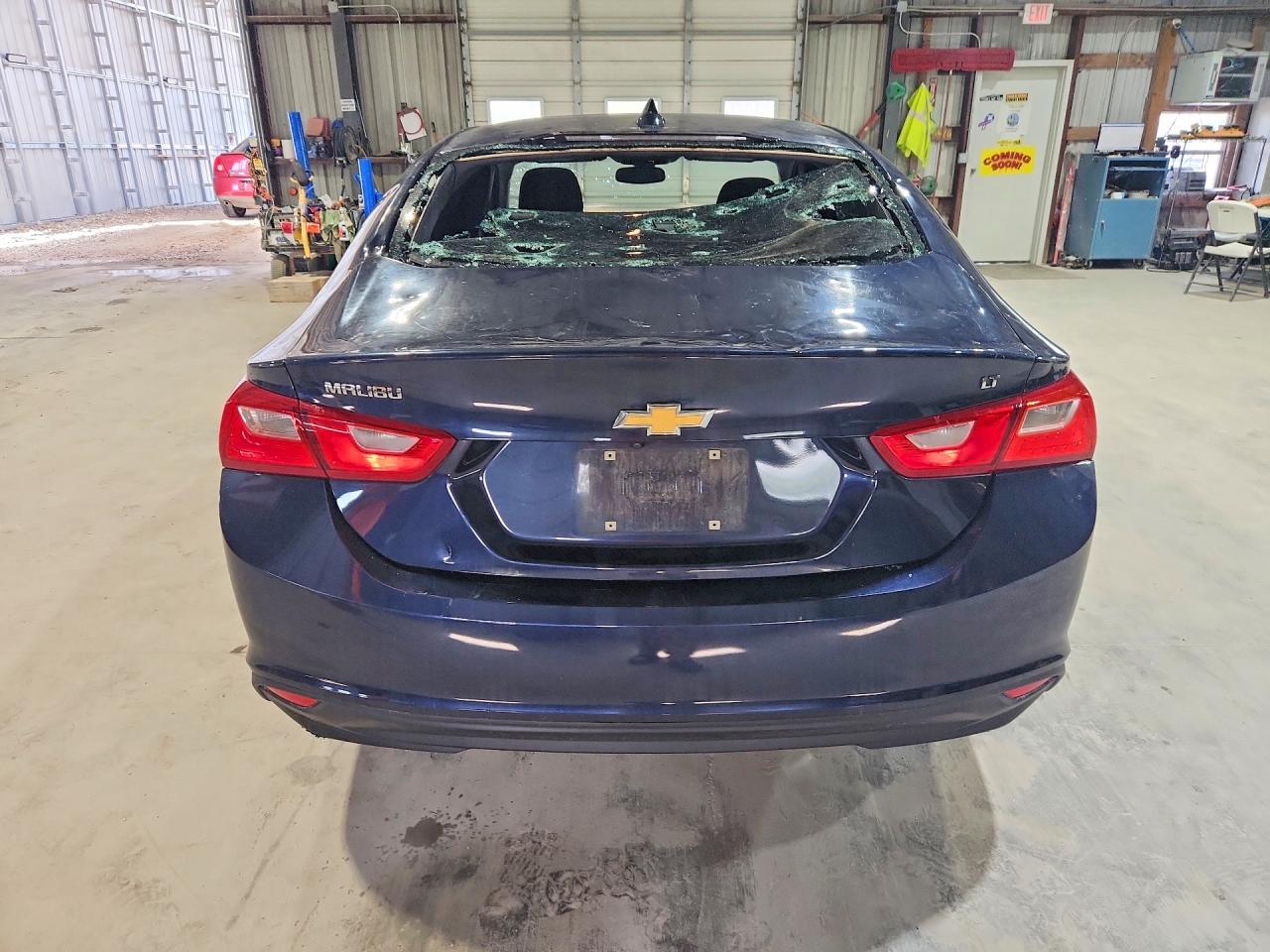 2016 CHEVROLET MALIBU LT photo 11