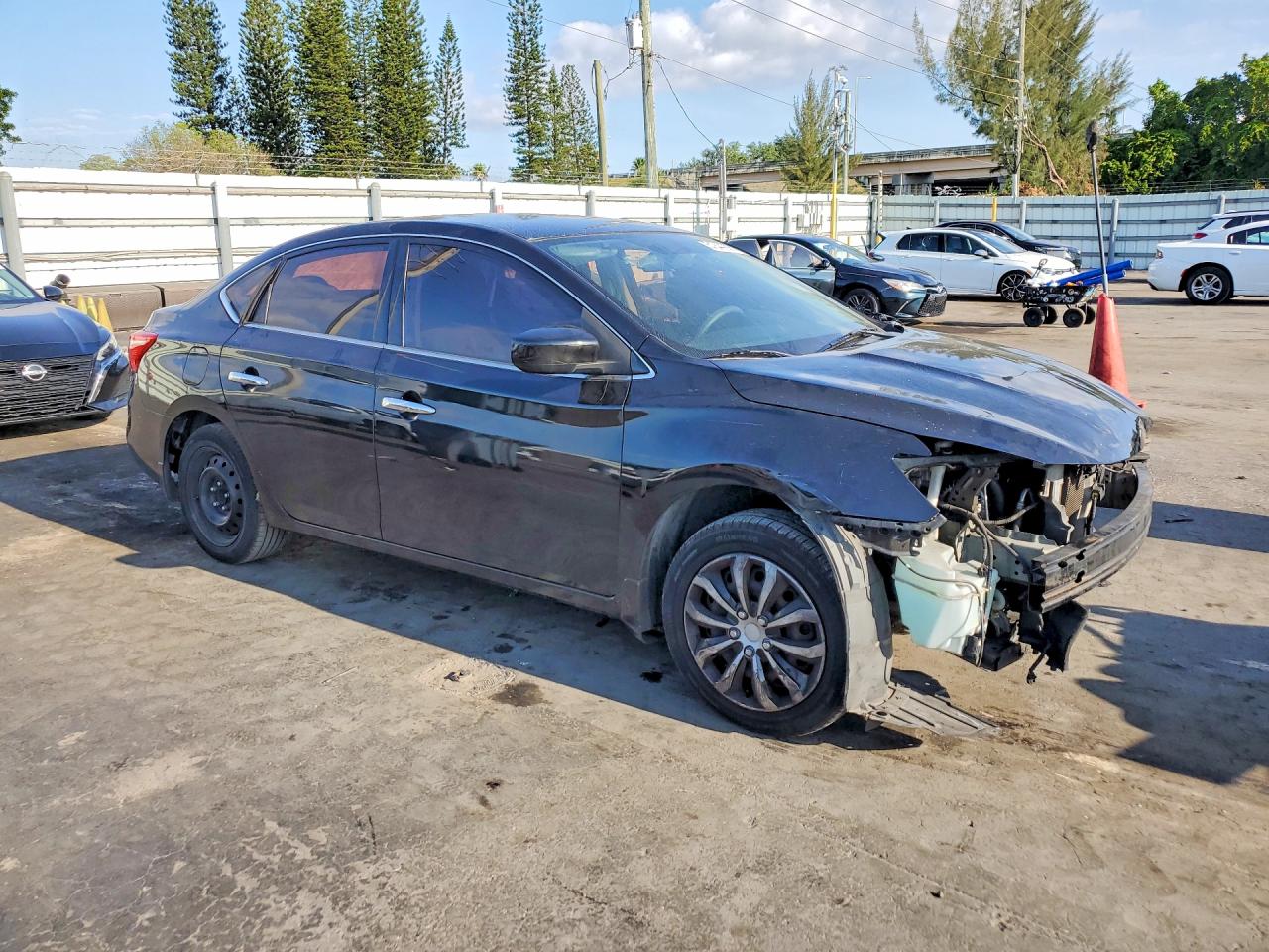 2017 NISSAN SENTRA S photo 4