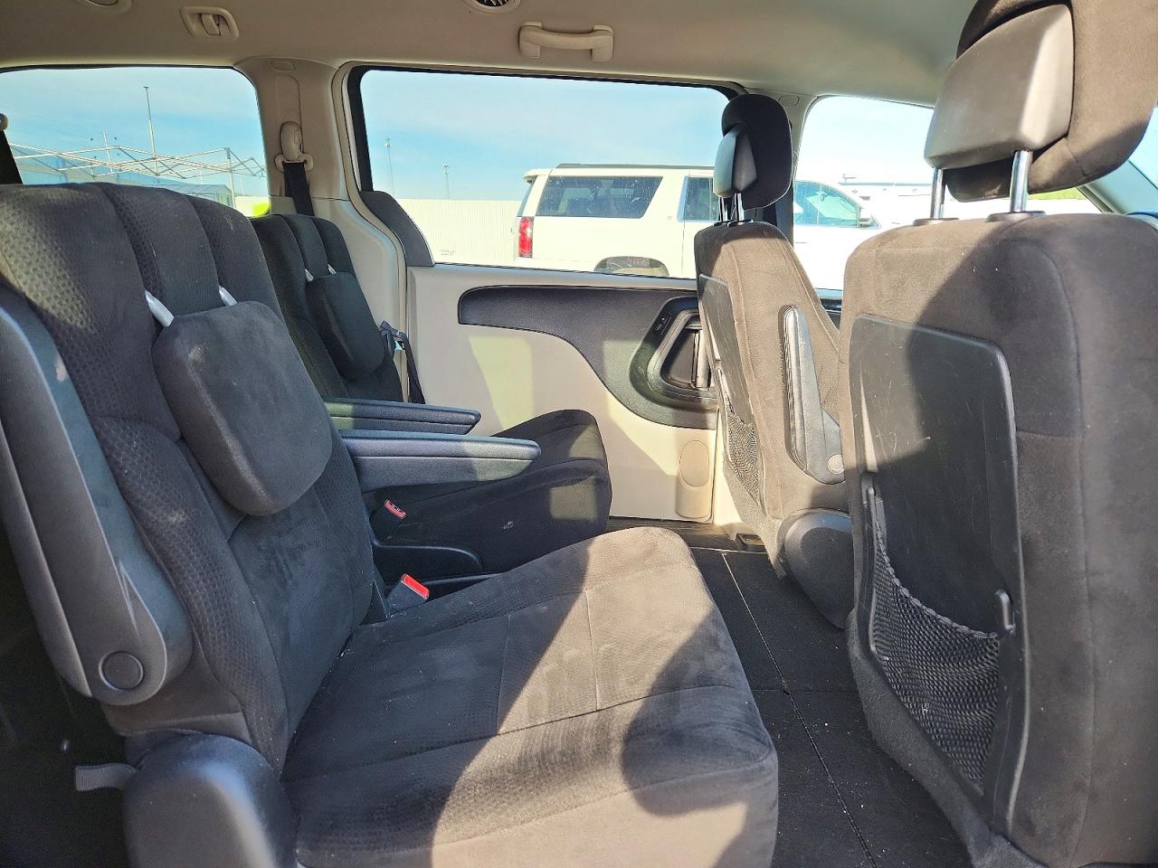 2012 CHRYSLER TOWN & COUNTRY TOURING photo 31