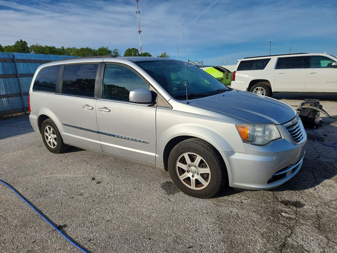 2012 CHRYSLER TOWN & COUNTRY TOURING photo 10