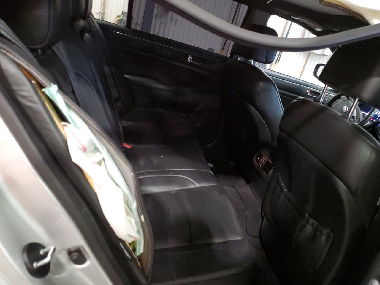 2010 HYUNDAI GENESIS photo 19