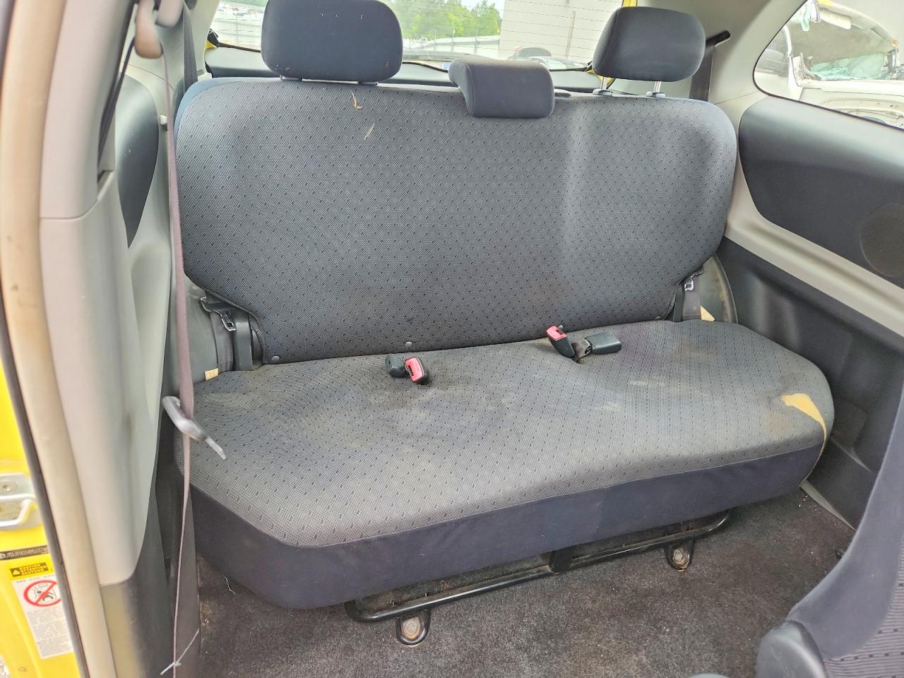 2009 TOYOTA YARIS BASE photo 19