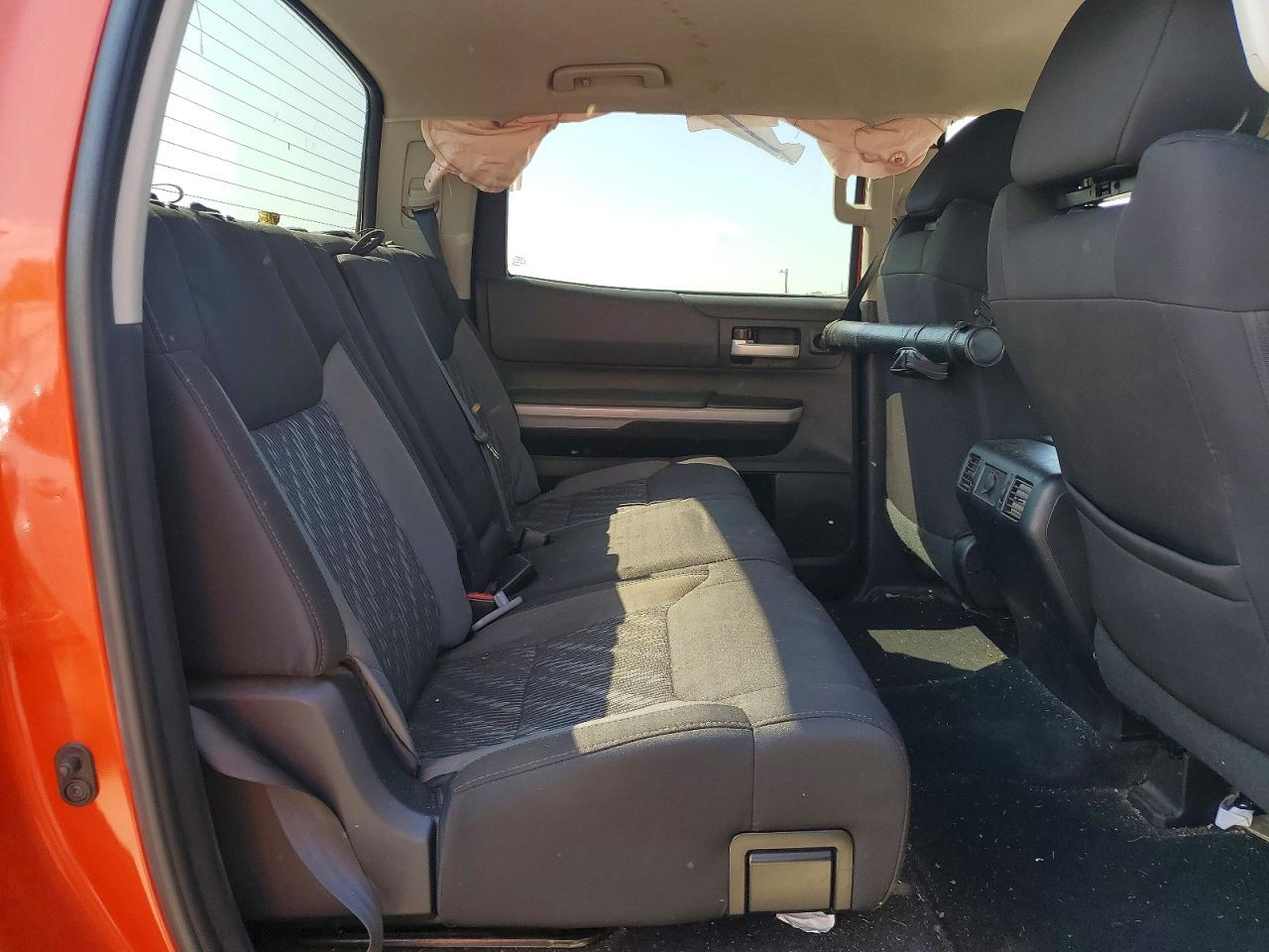 2018 TOYOTA TUNDRA CREWMAX SR5 photo 19