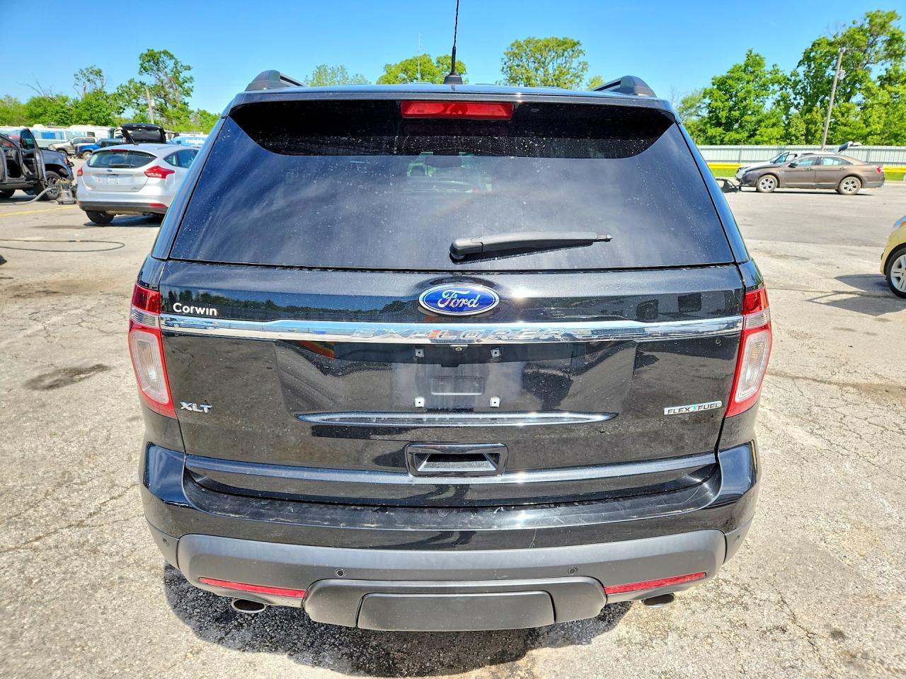 2015 FORD EXPLORER XLT photo 16