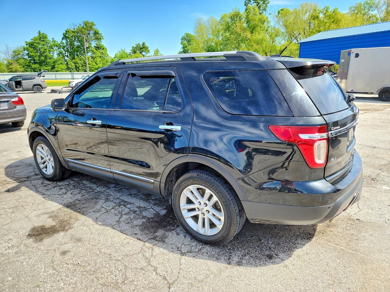 2015 FORD EXPLORER XLT photo 4