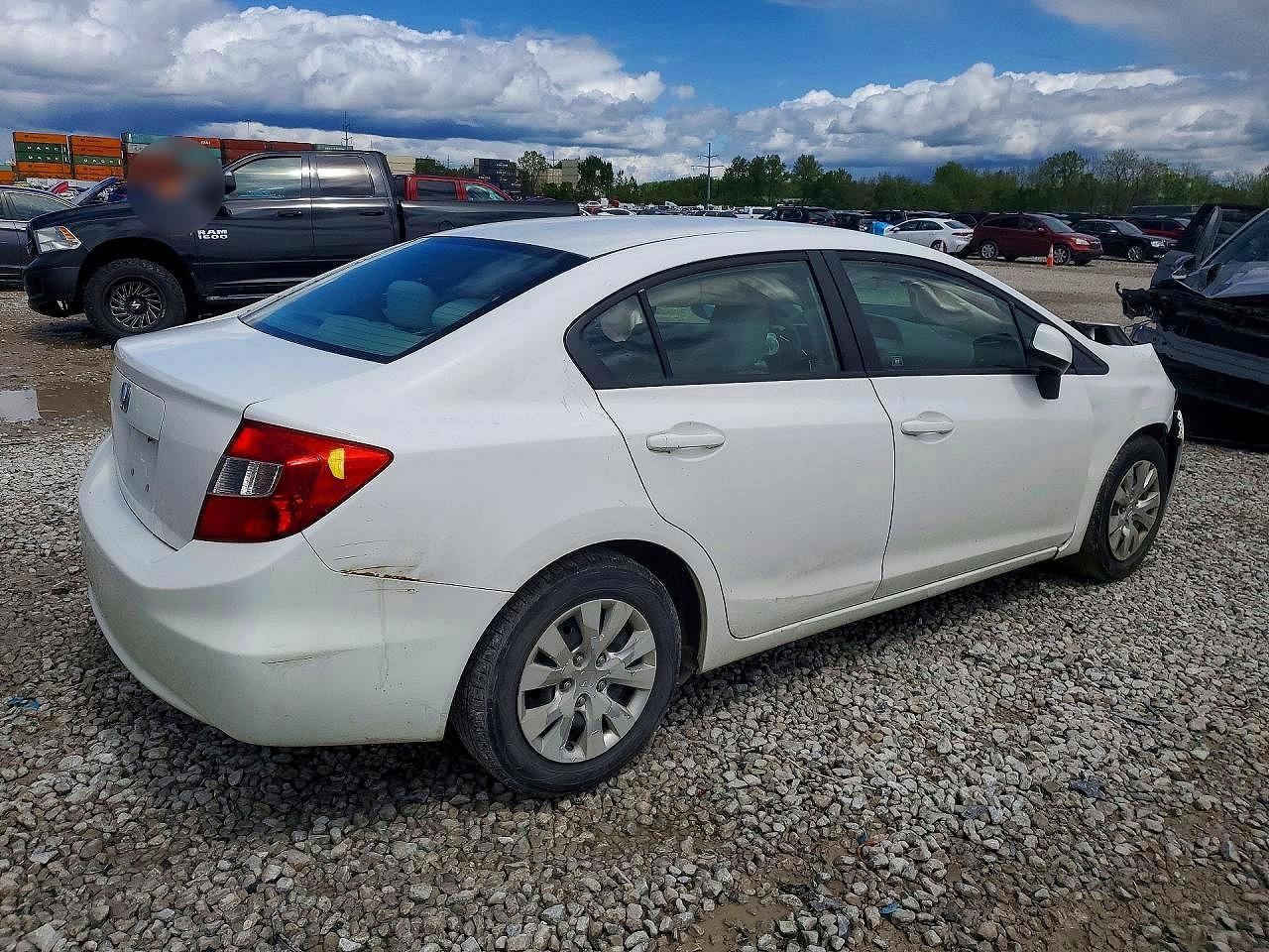 2012 HONDA CIVIC LX photo 5