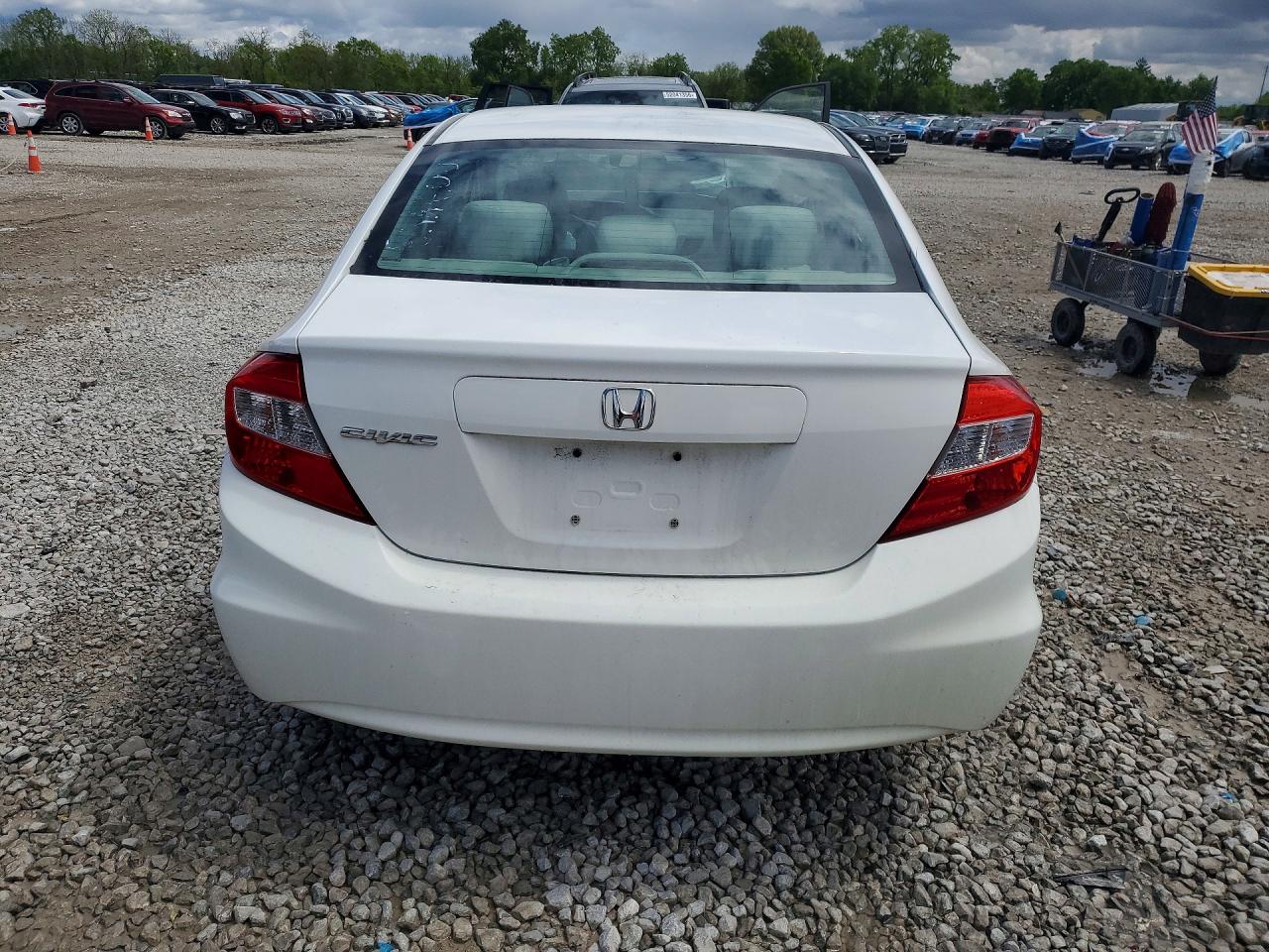 2012 HONDA CIVIC LX photo 11