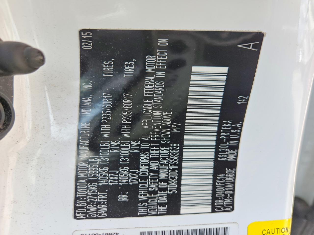 2015 TOYOTA SIENNA LE photo 25