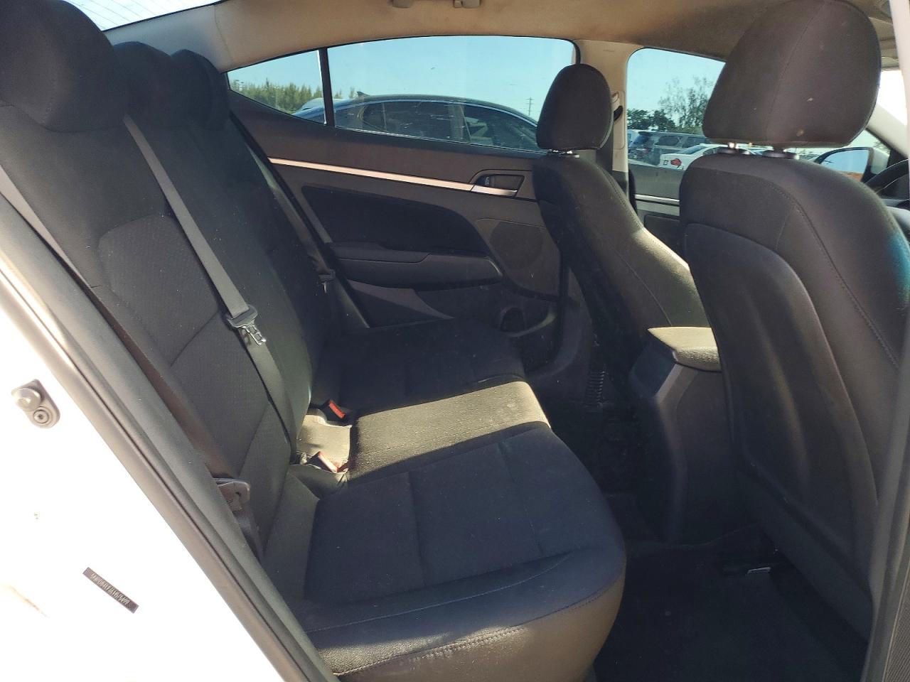 2020 HYUNDAI ELANTRA GLS(MIDDLE) photo 19