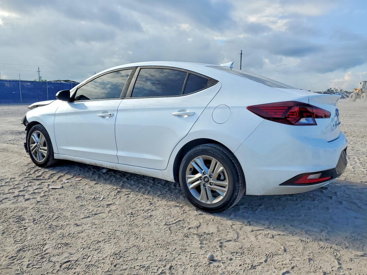 2020 HYUNDAI ELANTRA GLS(MIDDLE) photo 3