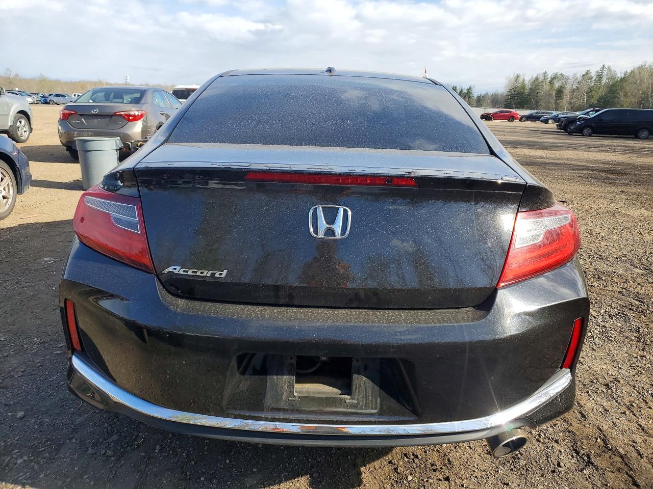 2016 HONDA ACCORD EX photo 16