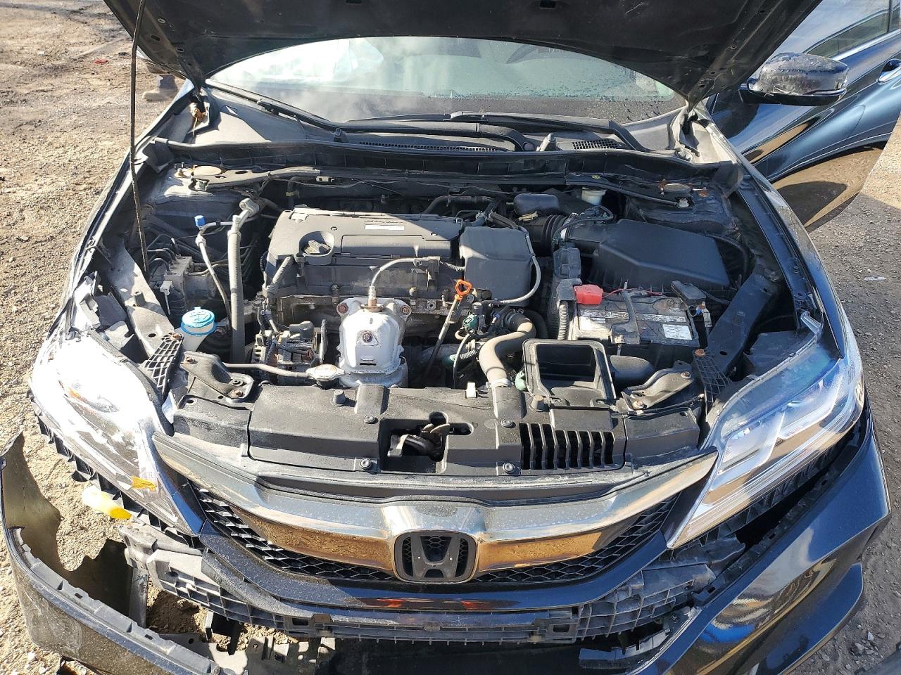 2016 HONDA ACCORD EX photo 31