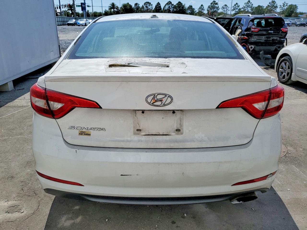 2015 HYUNDAI SONATA SE photo 16
