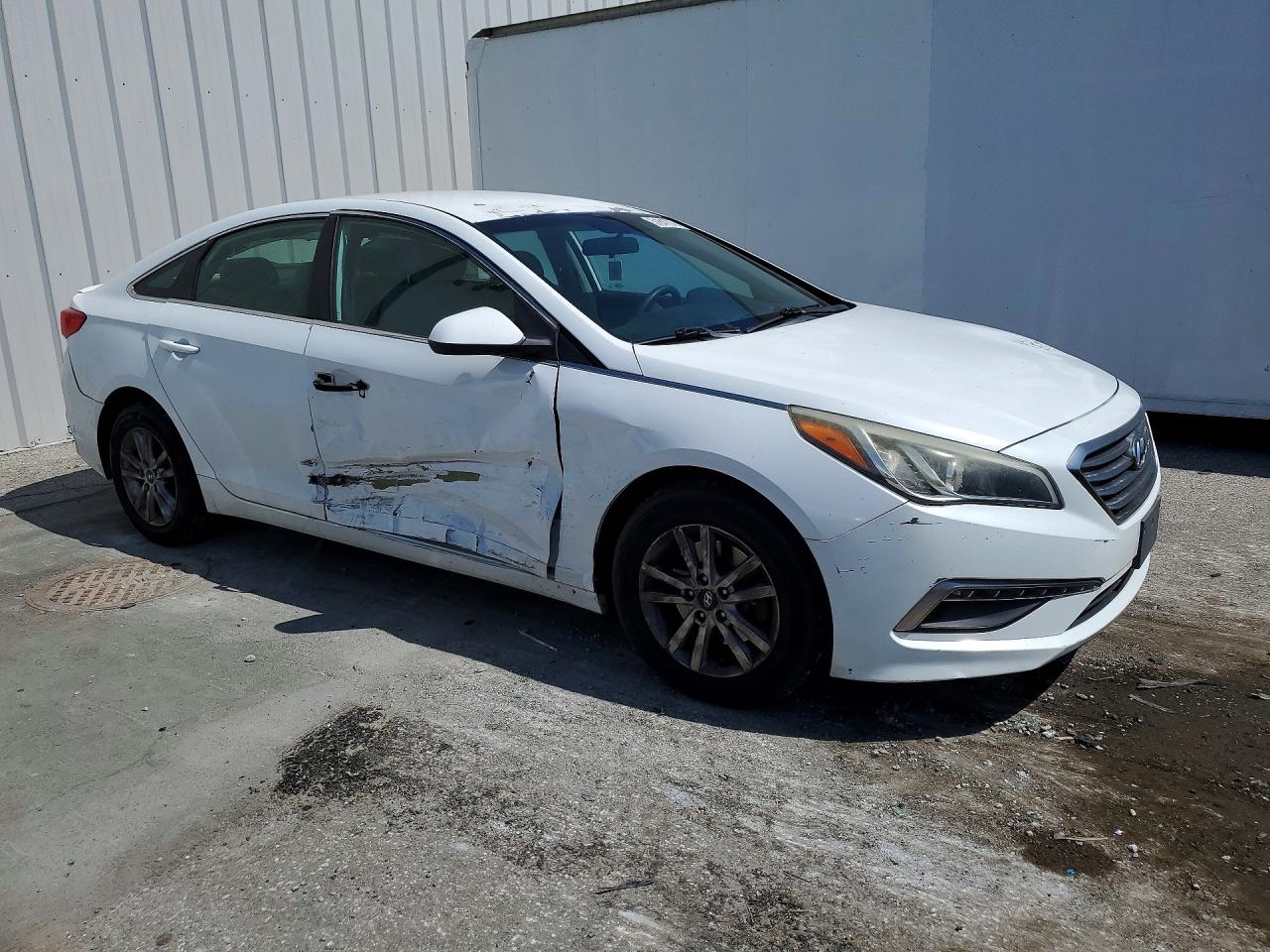 2015 HYUNDAI SONATA SE photo 10