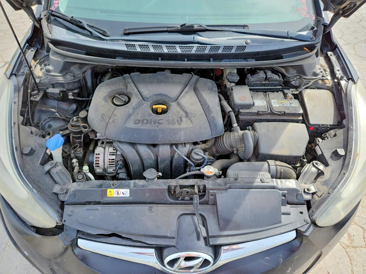 2016 HYUNDAI ELANTRA SE photo 31