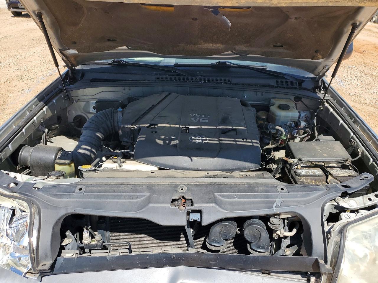 2003 TOYOTA 4RUNNER SR5 photo 12