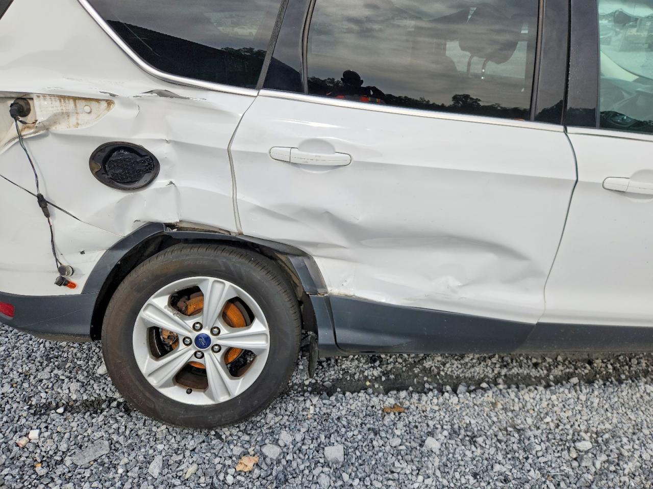 2014 FORD ESCAPE SE photo 21