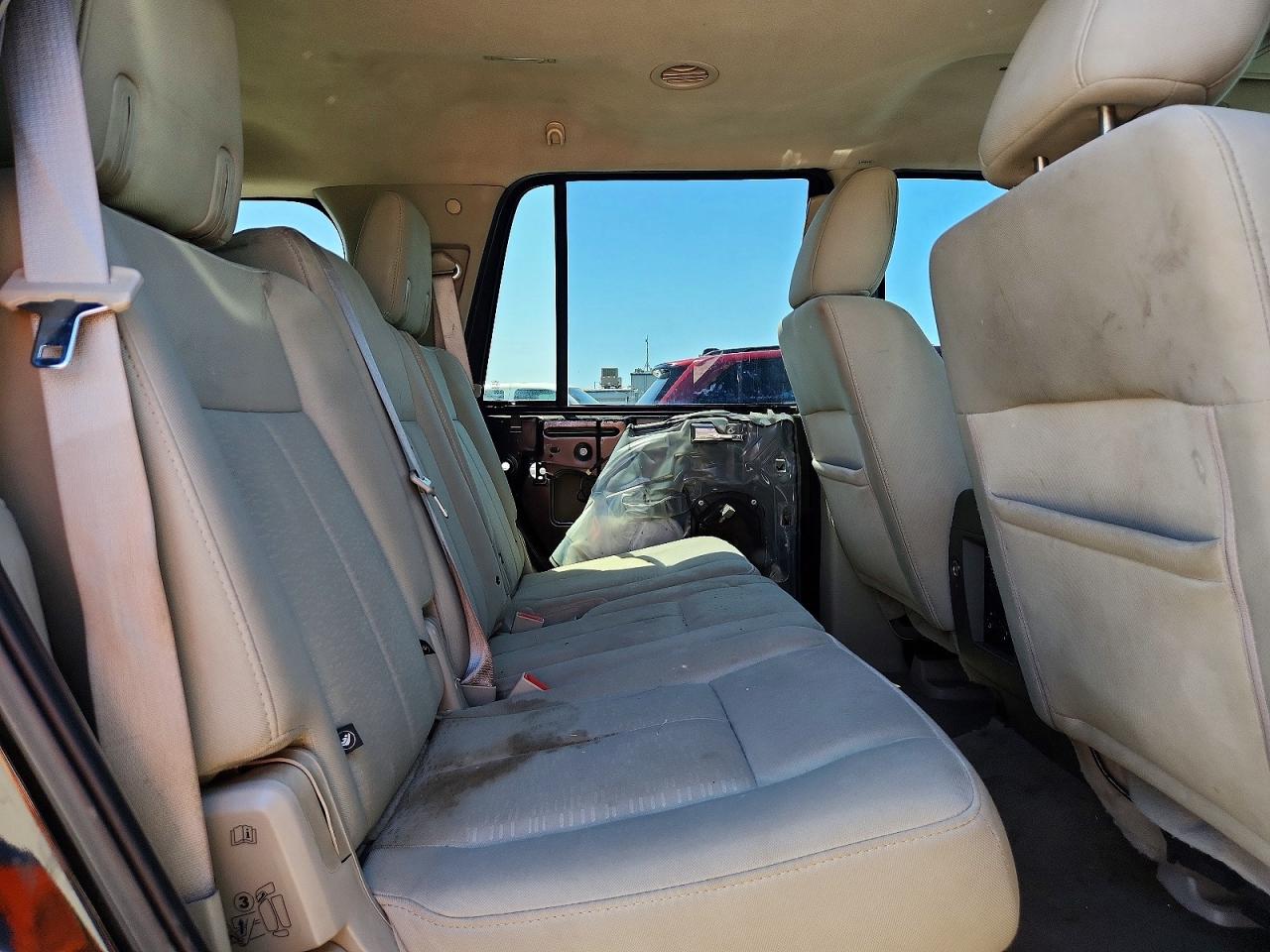 2012 FORD EXPEDITION XLT photo 31