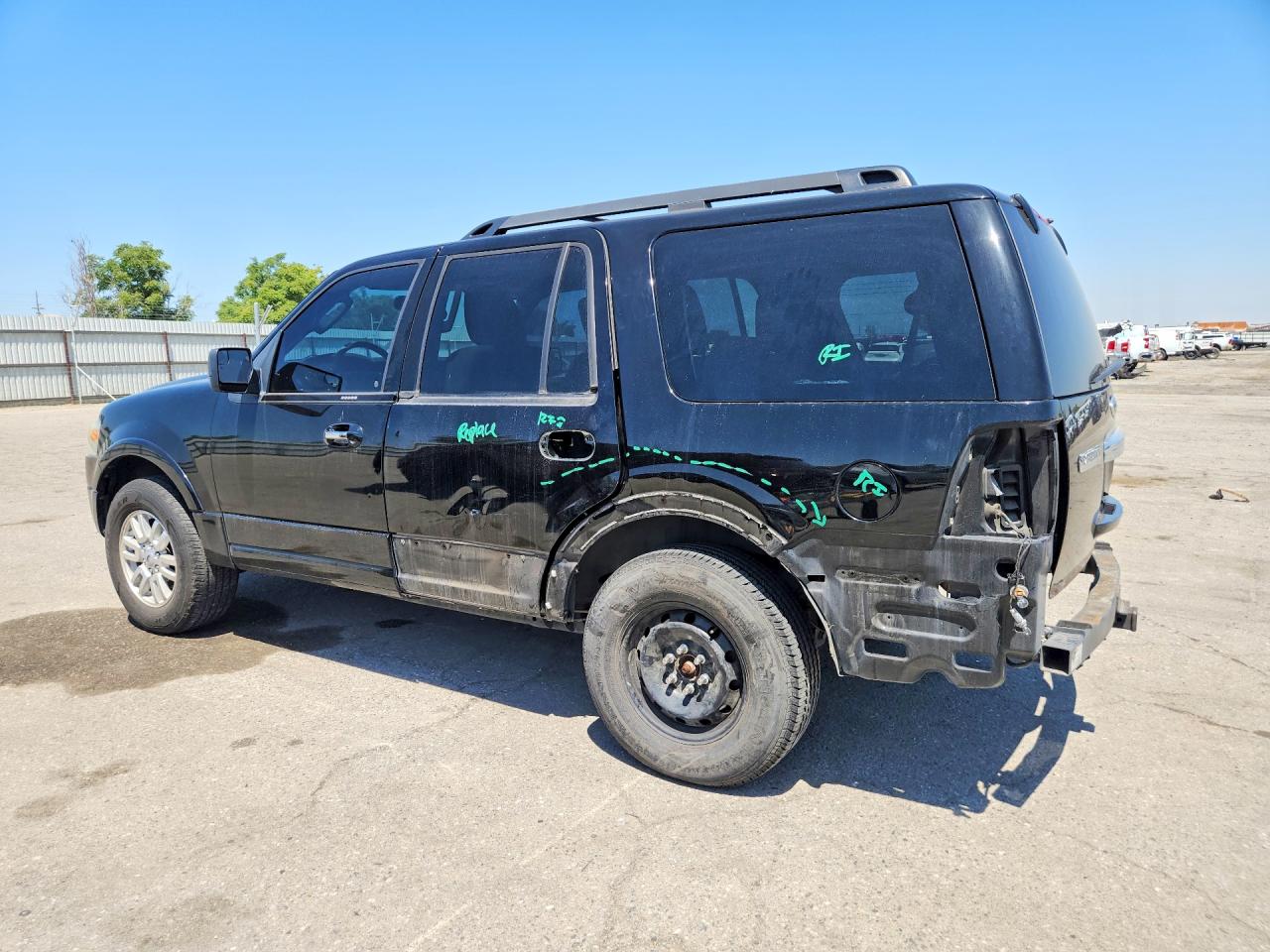 2012 FORD EXPEDITION XLT photo 4