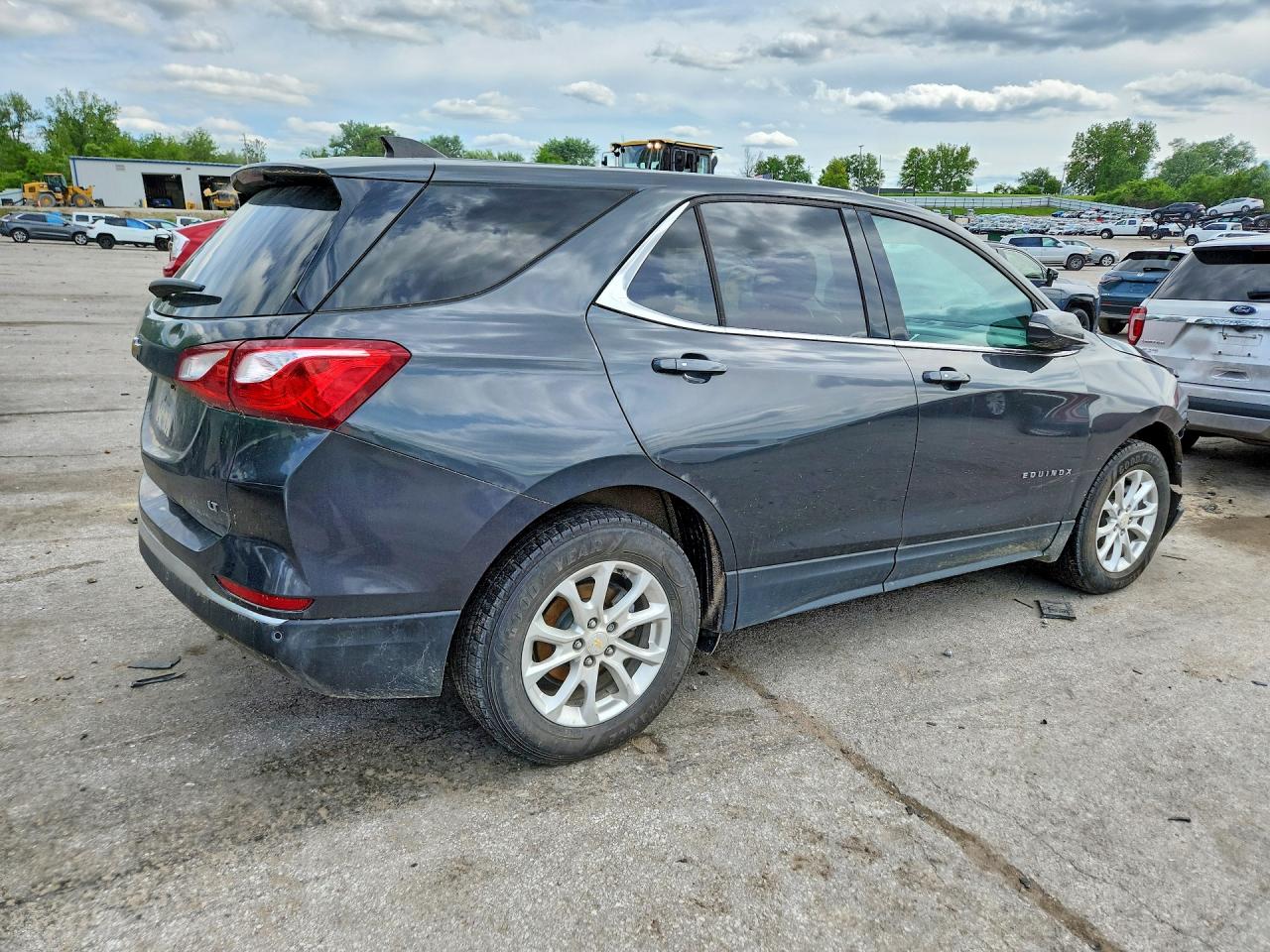 2018 CHEVROLET EQUINOX LT photo 3