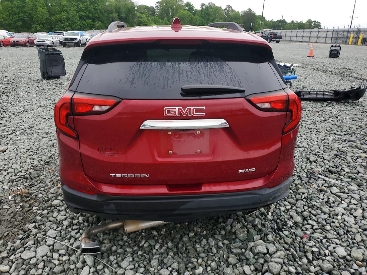 2018 GMC TERRAIN SLE photo 6