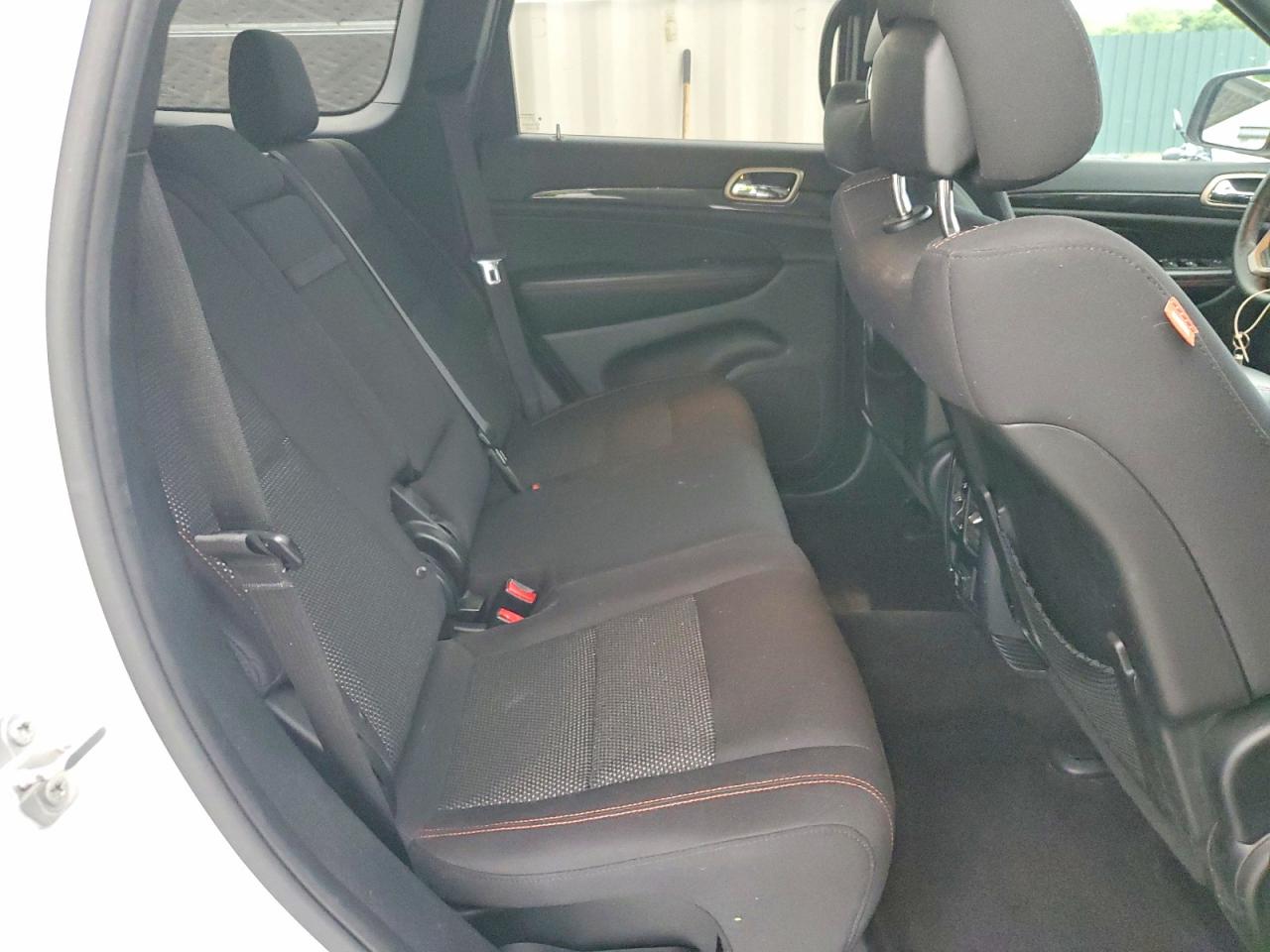 2016 JEEP GRAND CHEROKEE LAREDO photo 21