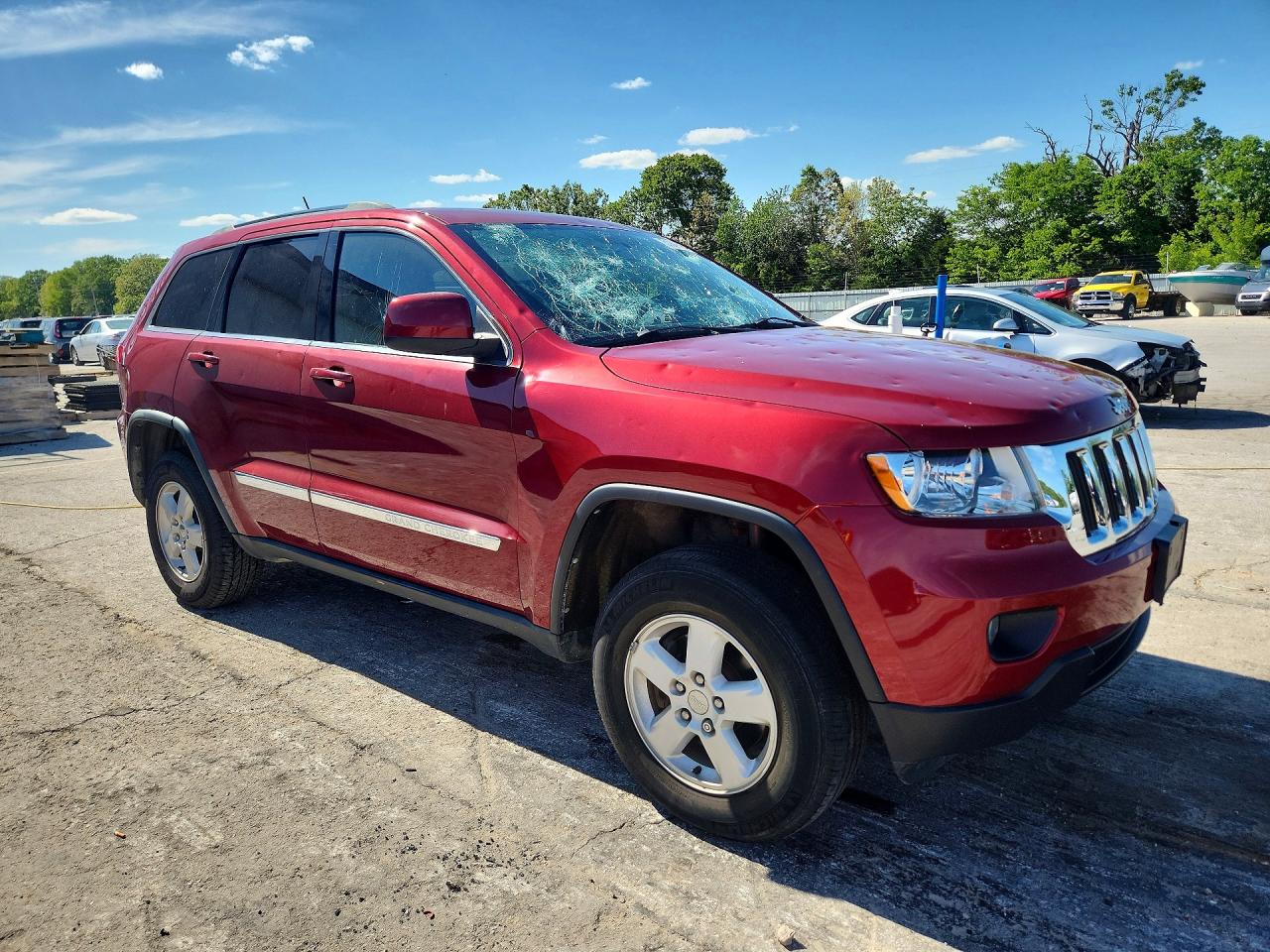 2012 JEEP GRAND CHEROKEE LAREDO photo 4