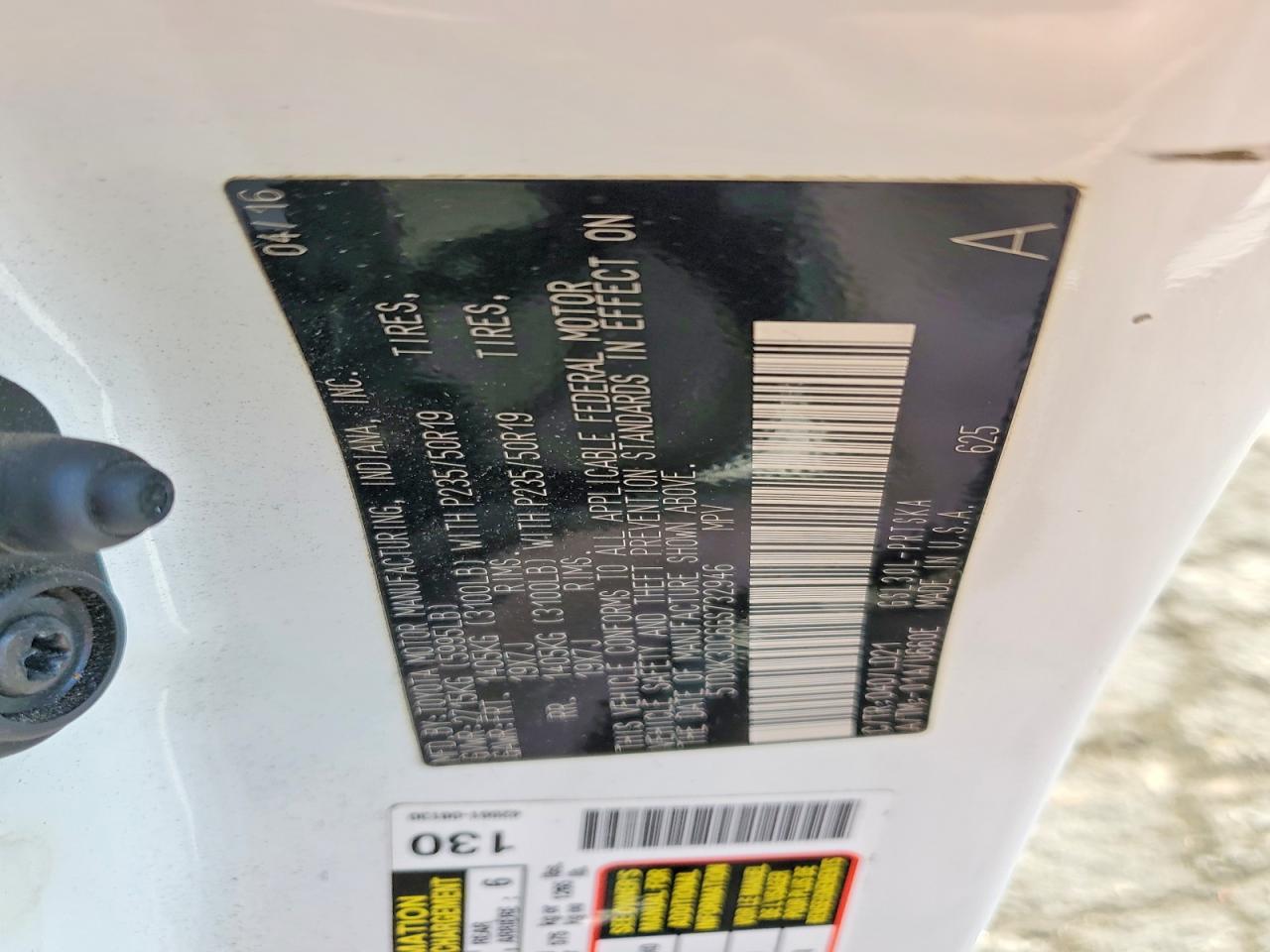 2016 TOYOTA SIENNA SE photo 37