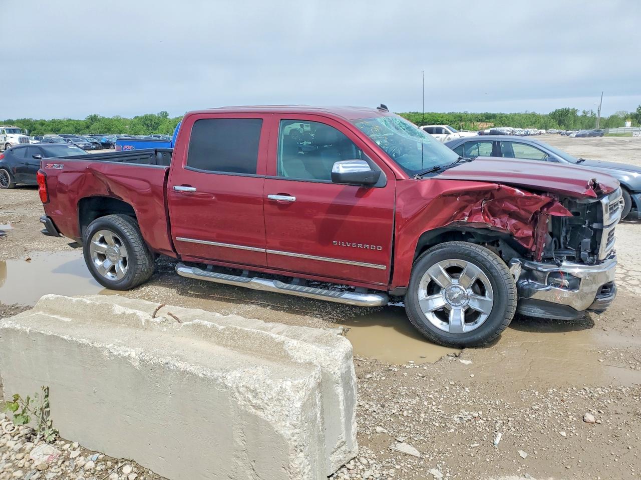 2014 CHEVROLET SILVERADO K1500 LTZ photo 4