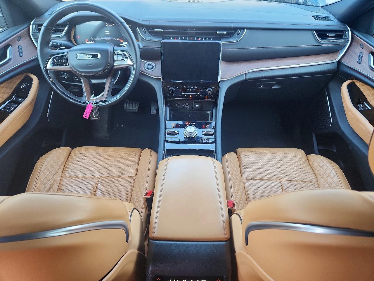 2023 JEEP GRAND CHEROKEE SUMMIT photo 15