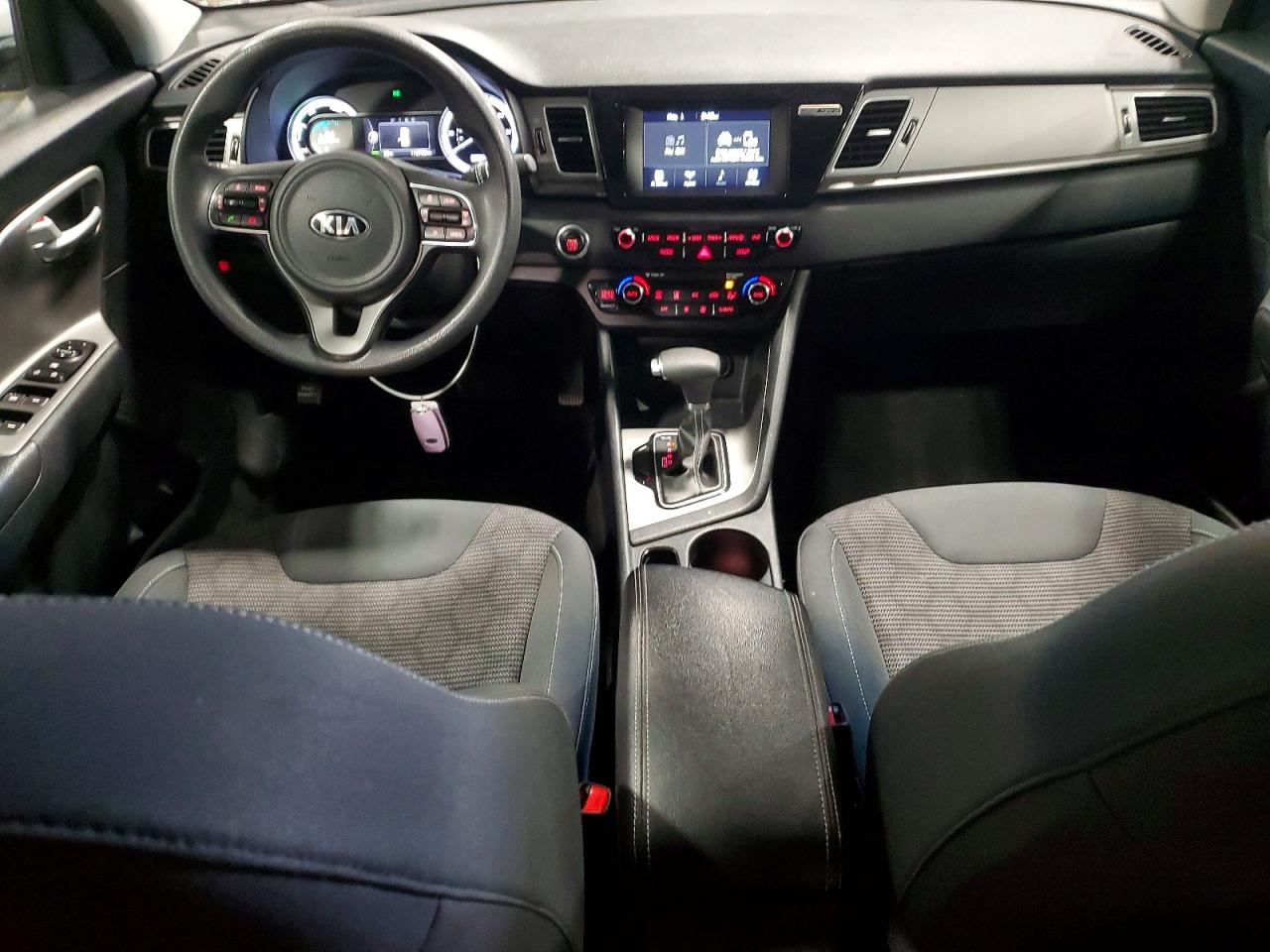 2017 KIA NIRO LX photo 22