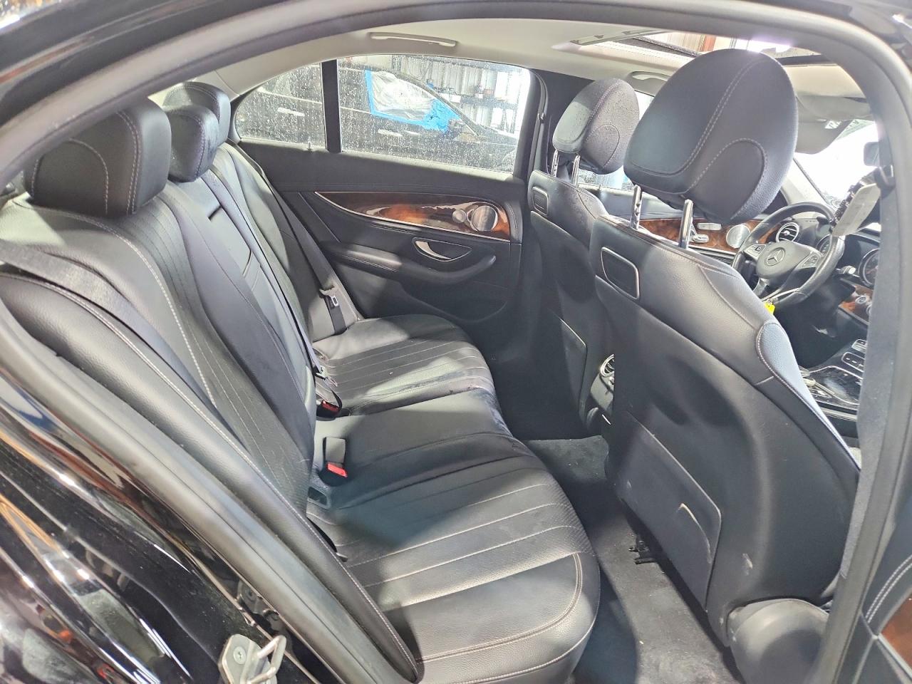 2018 MERCEDES-BENZ E 300 photo 10