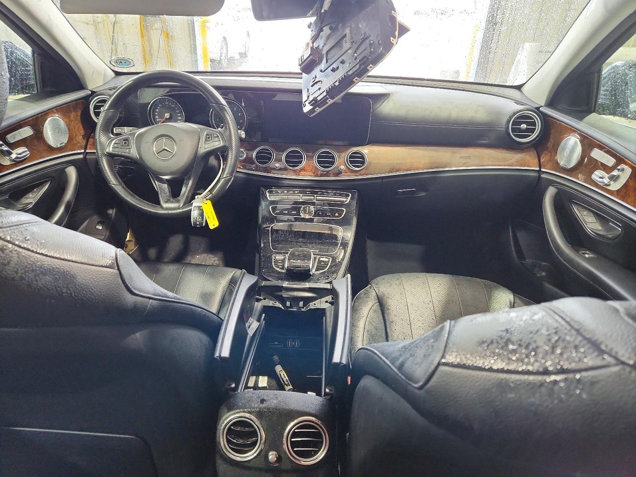 2018 MERCEDES-BENZ E 300 photo 8
