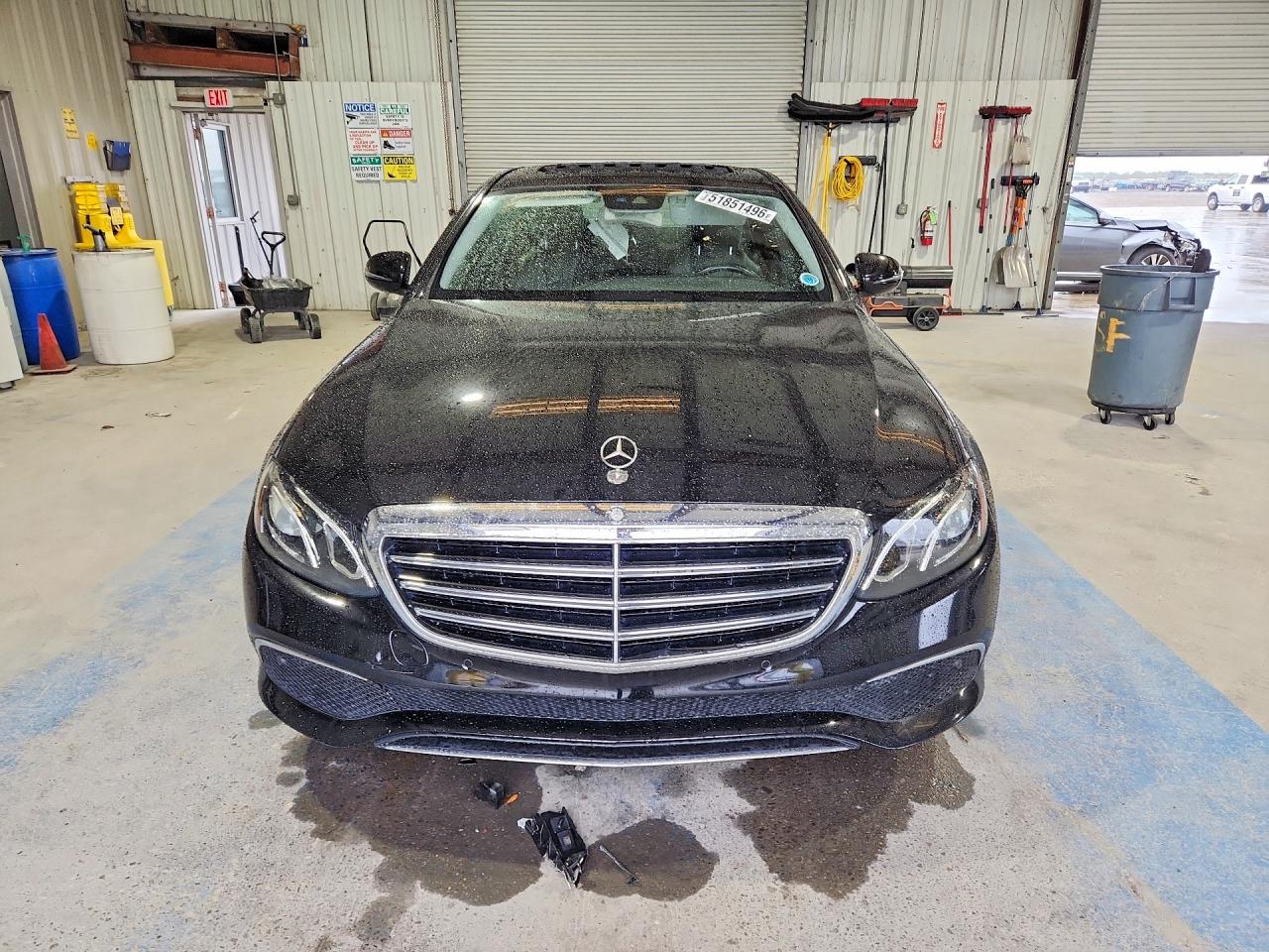 2018 MERCEDES-BENZ E 300 photo 5