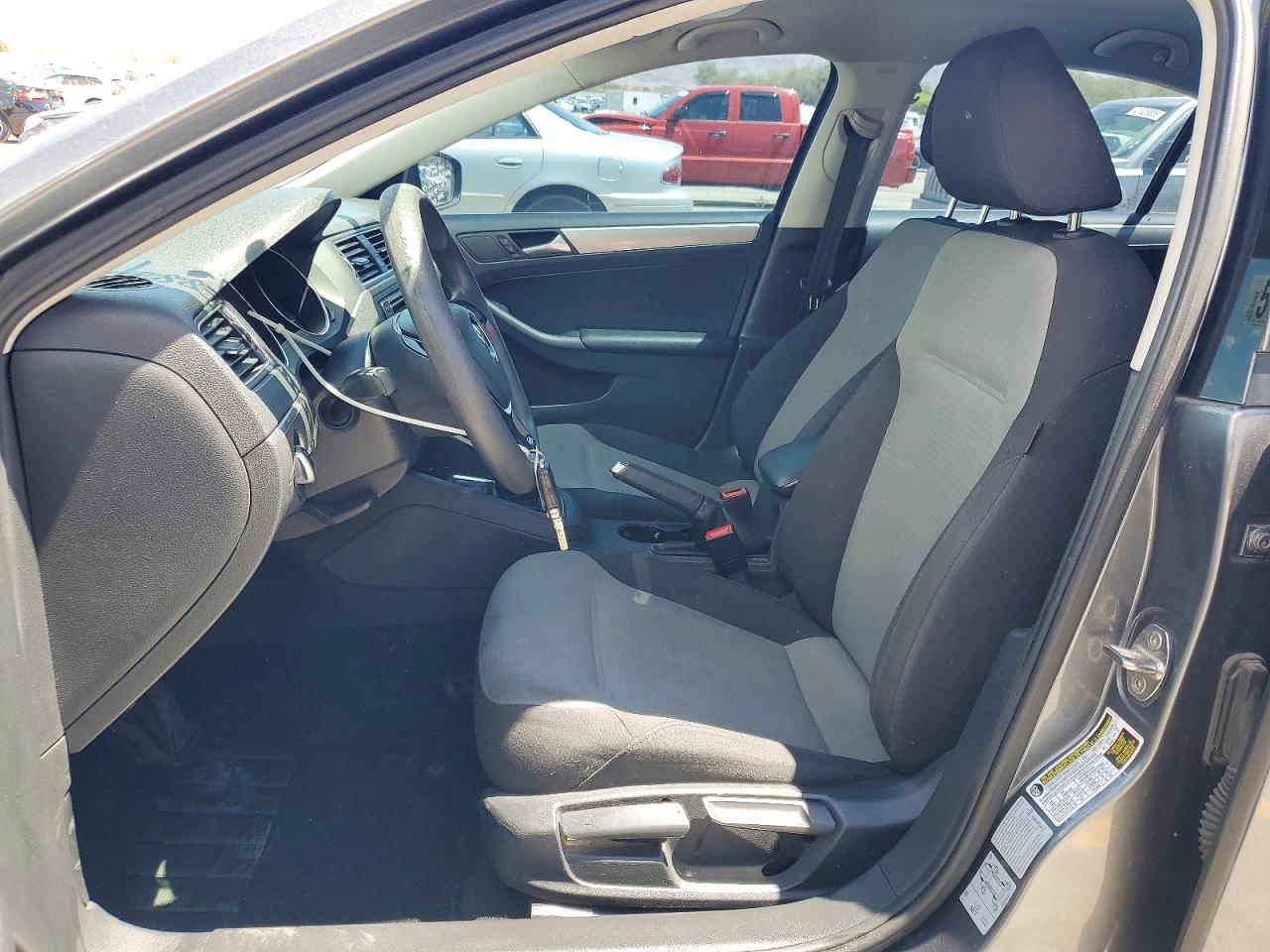 2017 VOLKSWAGEN JETTA S photo 13