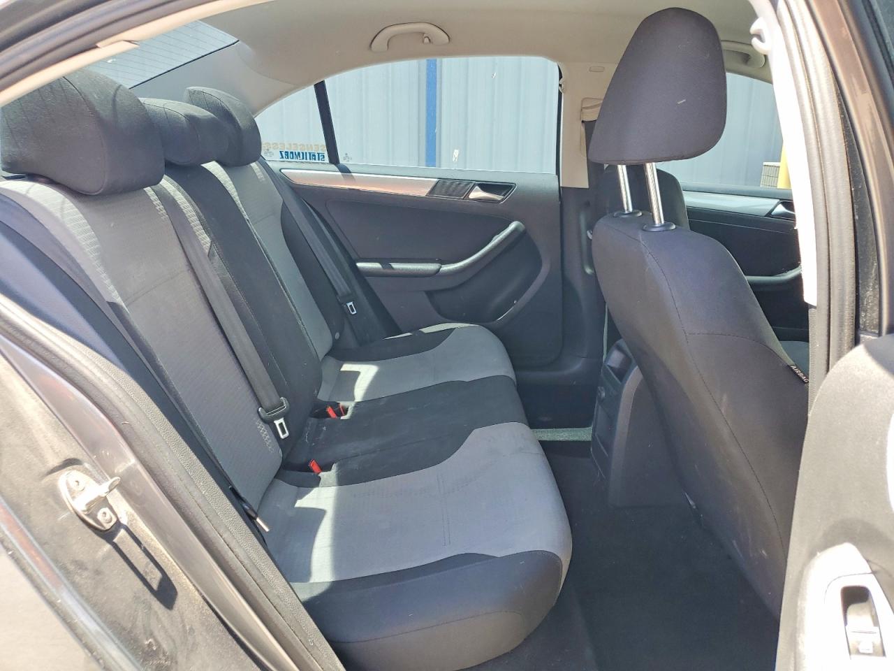 2017 VOLKSWAGEN JETTA S photo 19