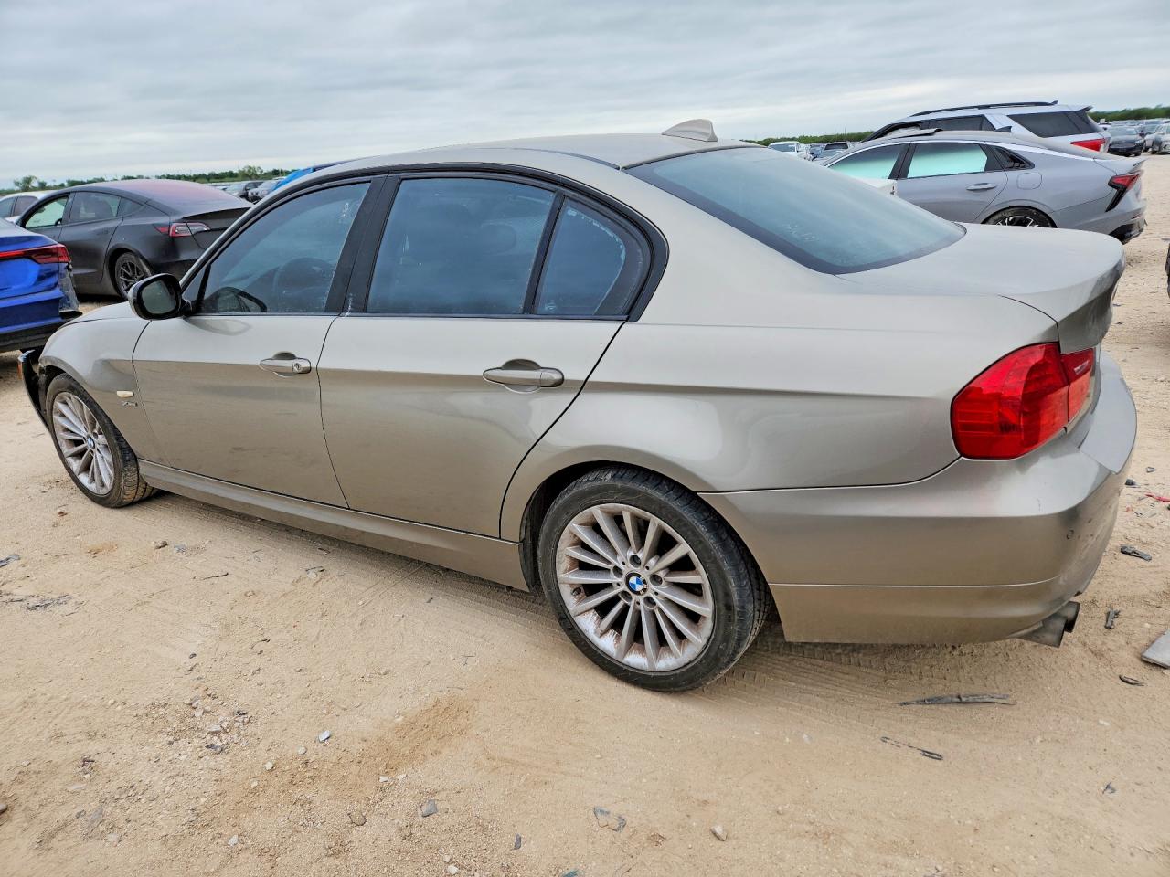 2011 BMW 328 XI photo 4
