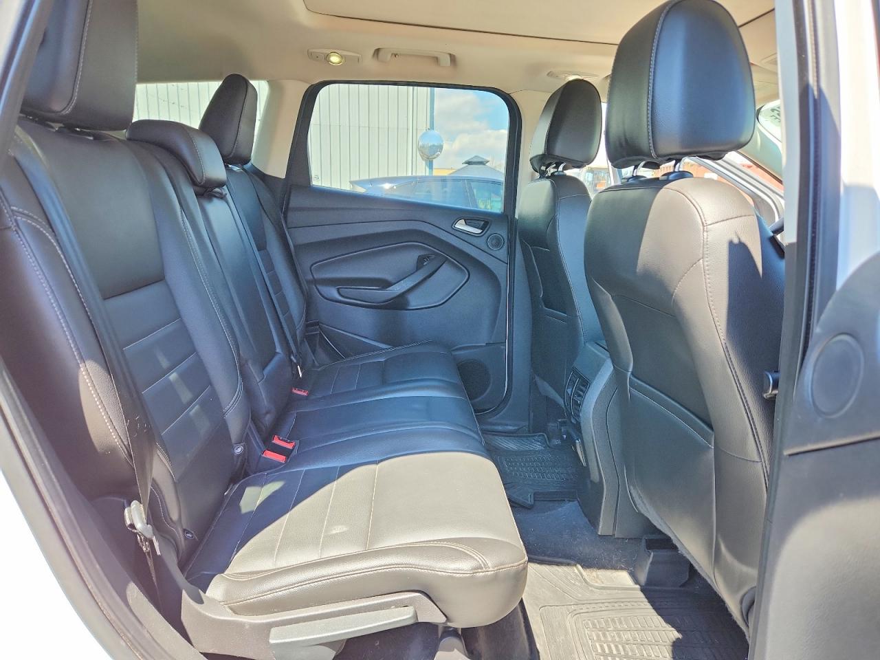 2014 FORD ESCAPE SE photo 21