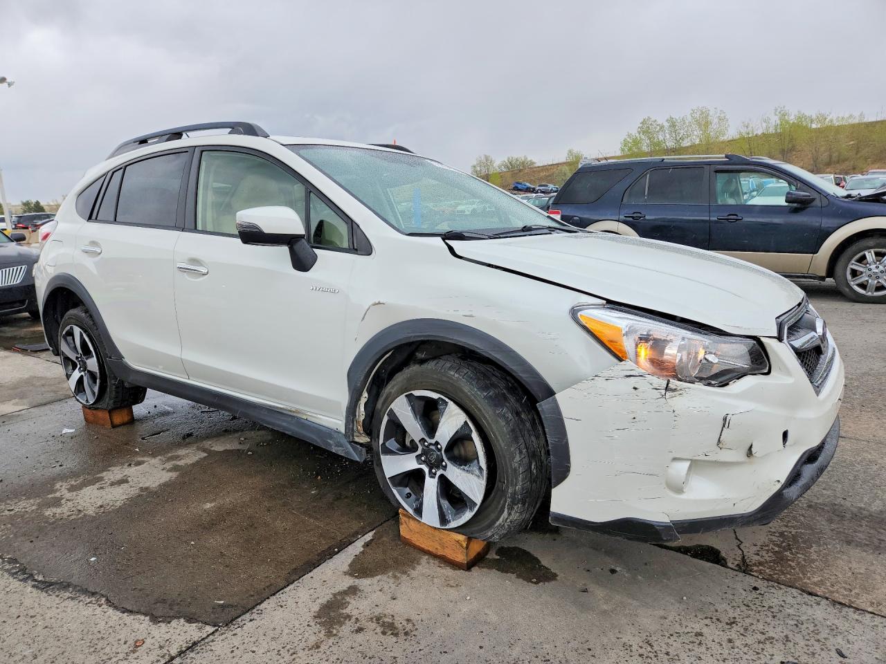 2015 SUBARU XV CROSSTREK 2.0I HYBRID TOURING photo 4