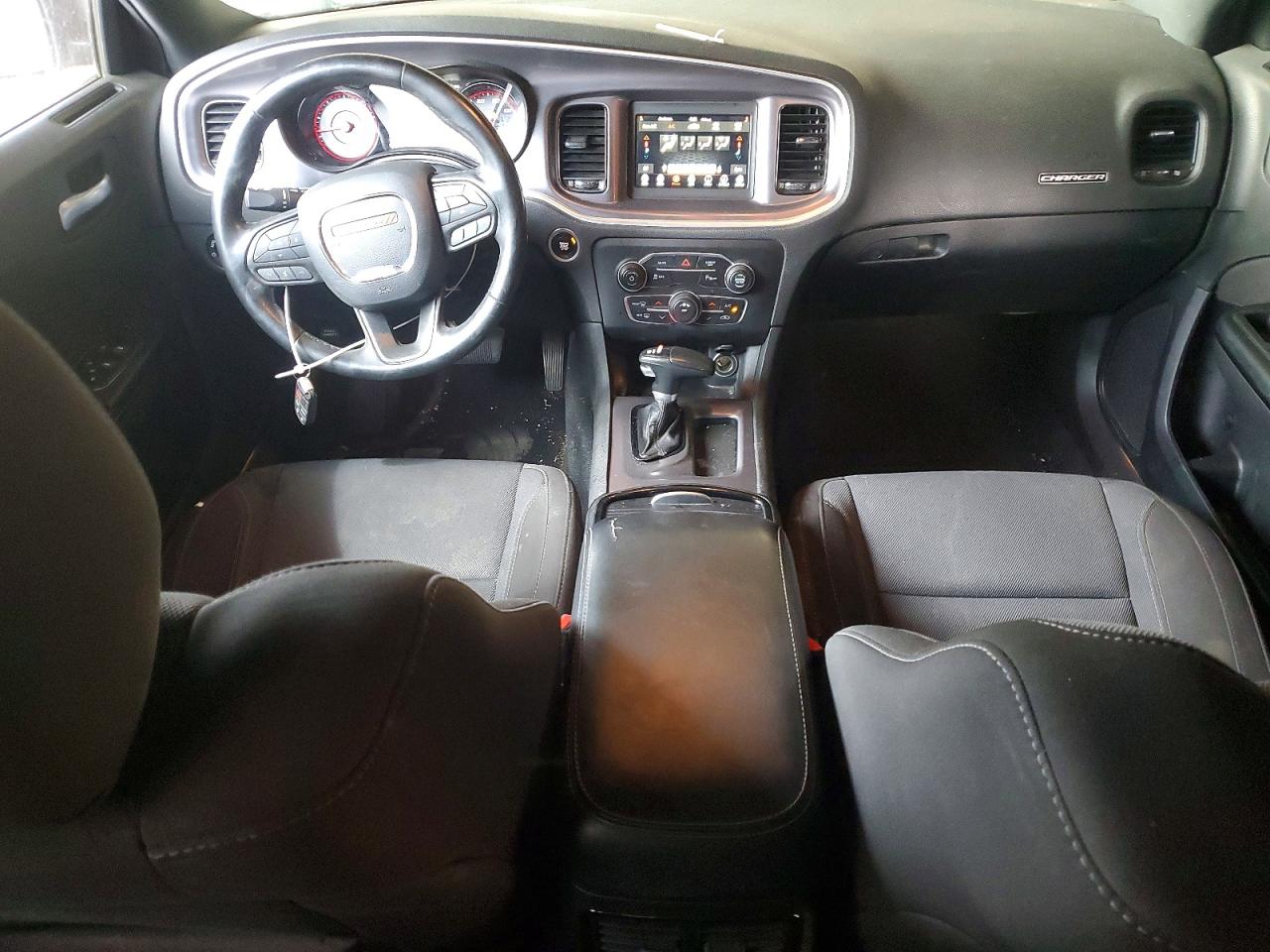 2020 DODGE CHARGER SXT photo 15