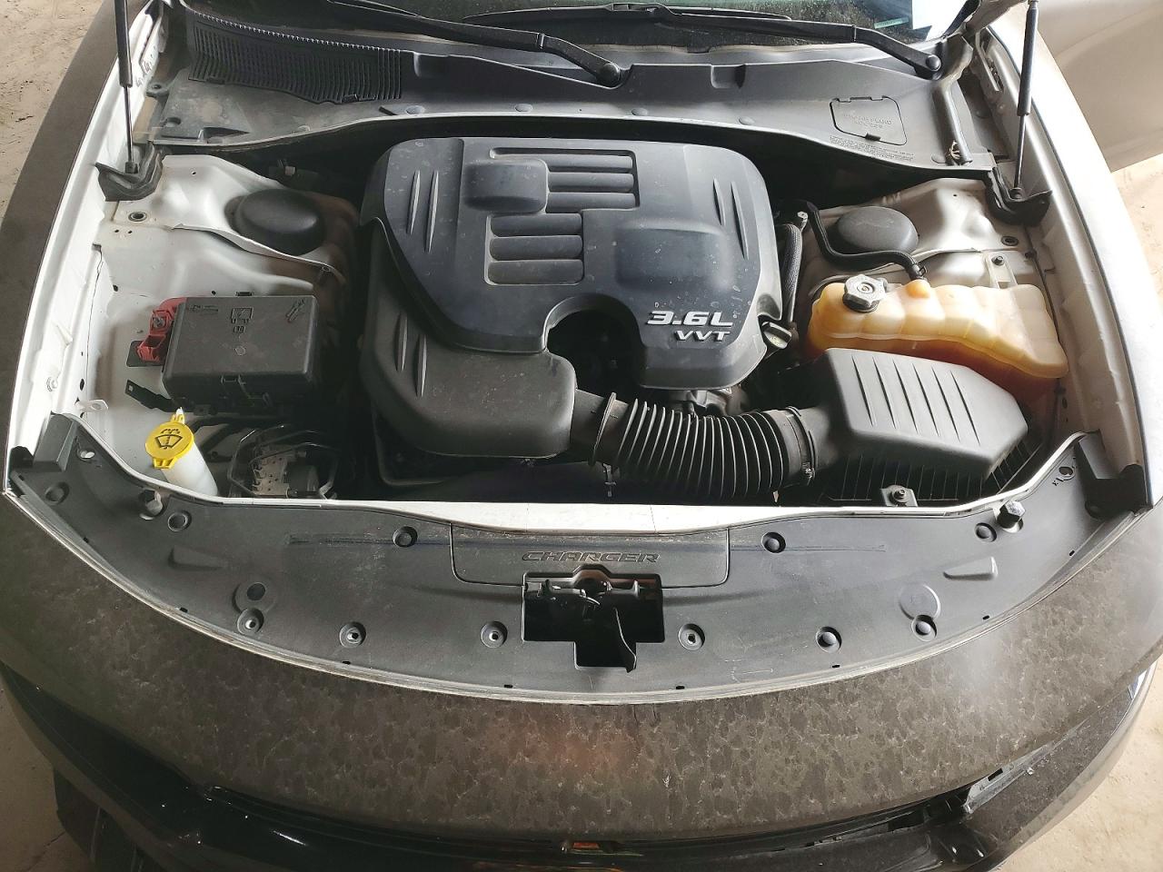 2020 DODGE CHARGER SXT photo 21