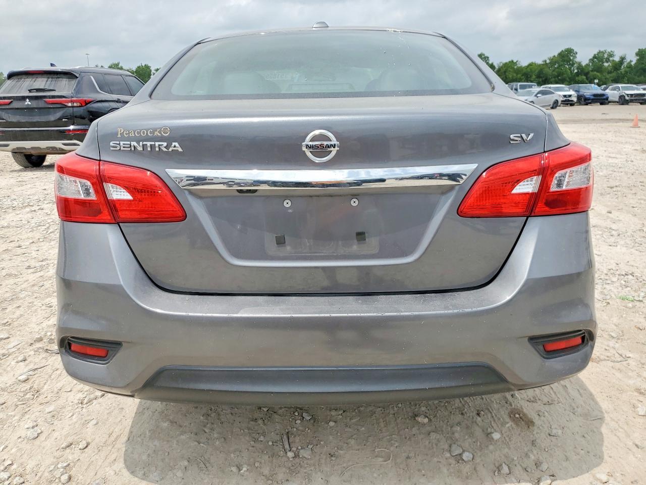 2017 NISSAN SENTRA SV photo 11