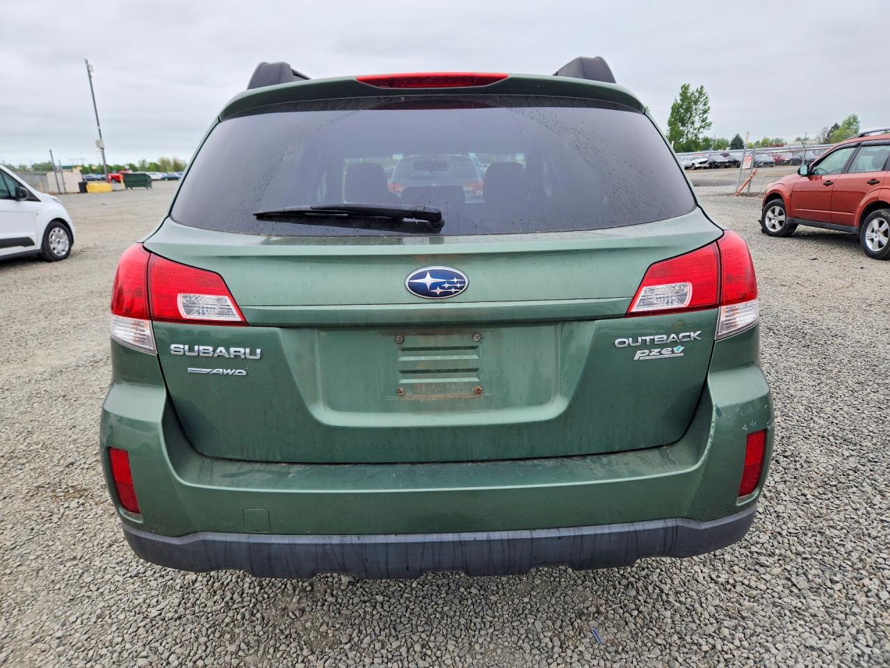 2010 SUBARU OUTBACK 2.5I PREMIUM photo 16